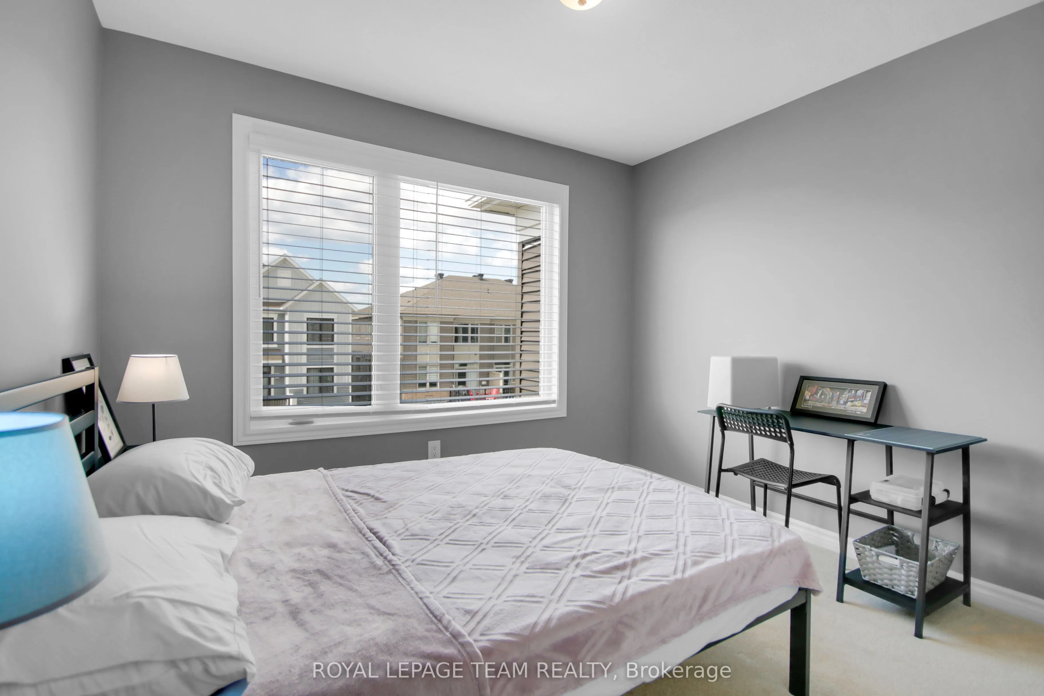 28 Caspian Row