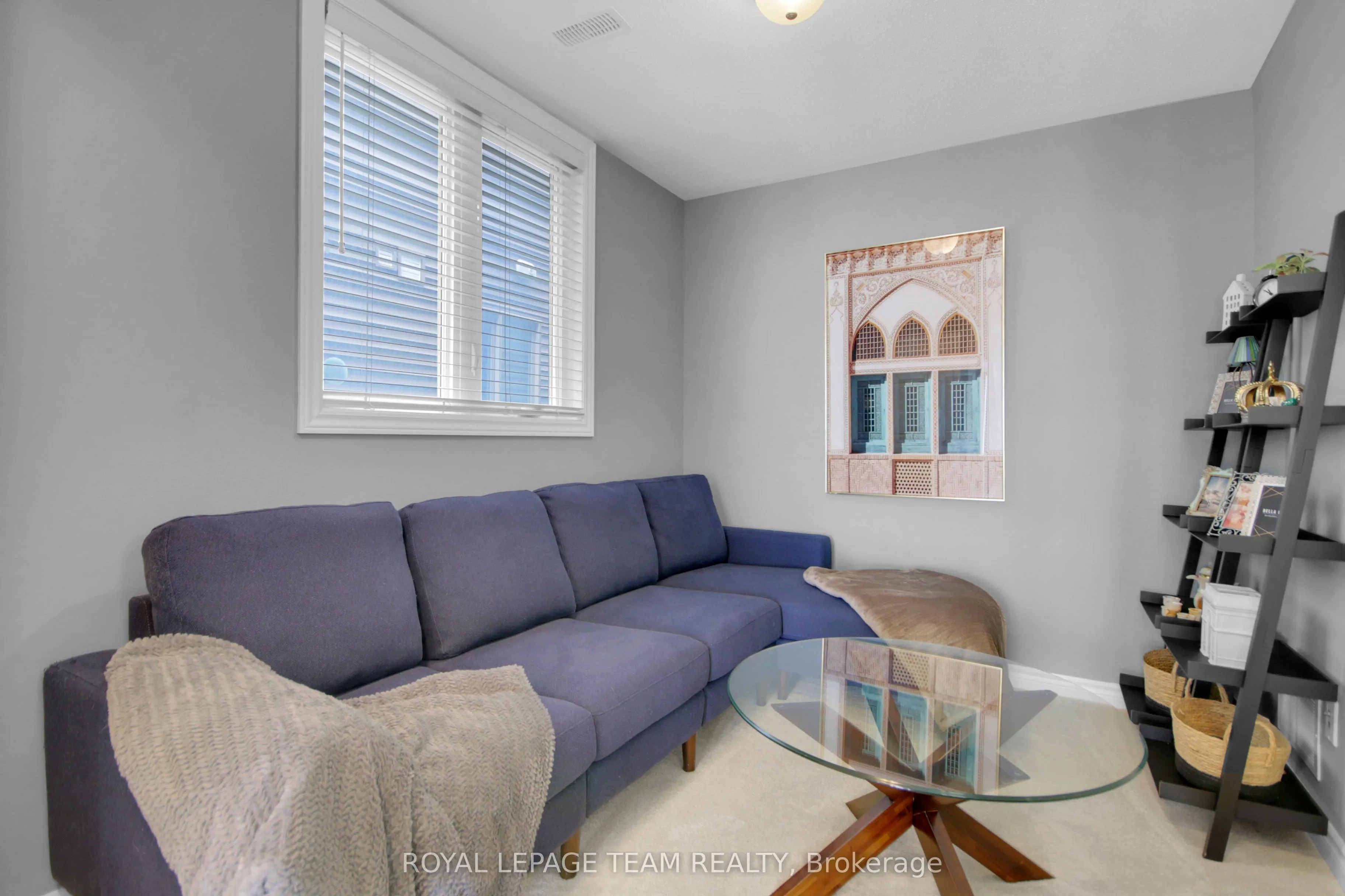 28 Caspian Row