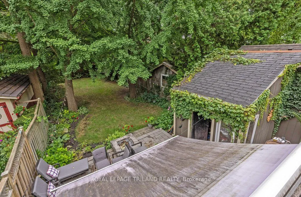 818 Talbot Street