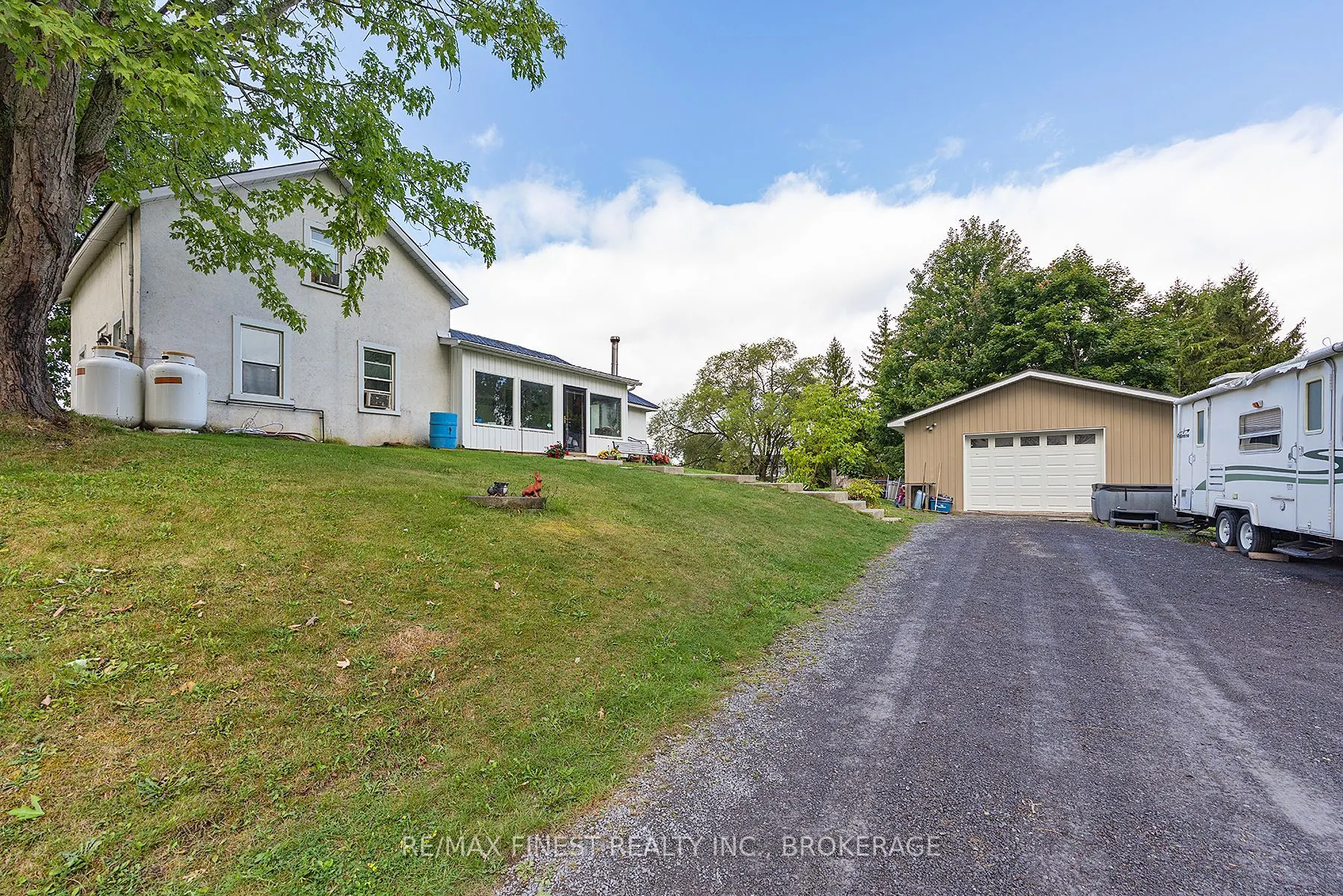 1069 County Road 9