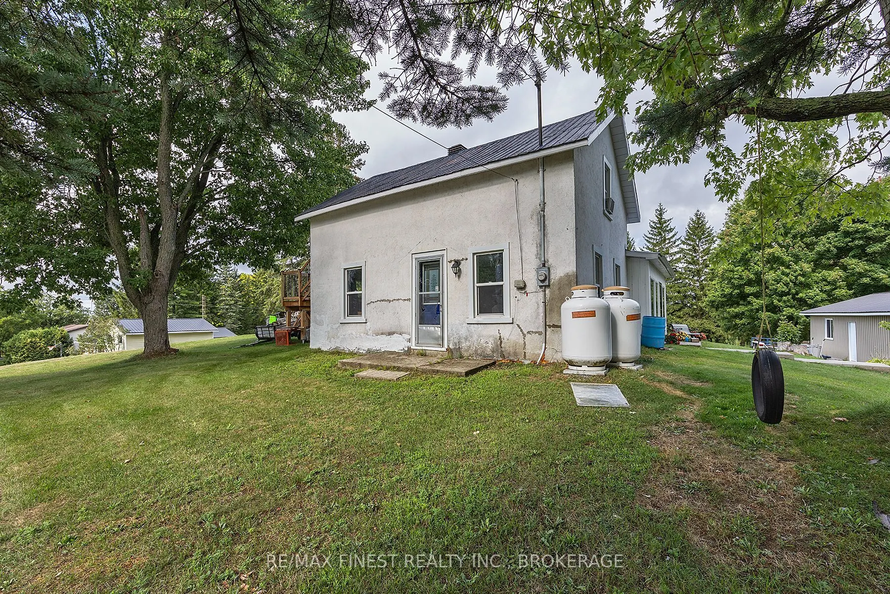 1069 County Road 9