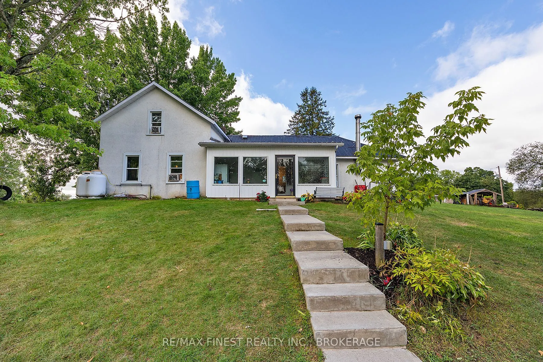 1069 County Road 9