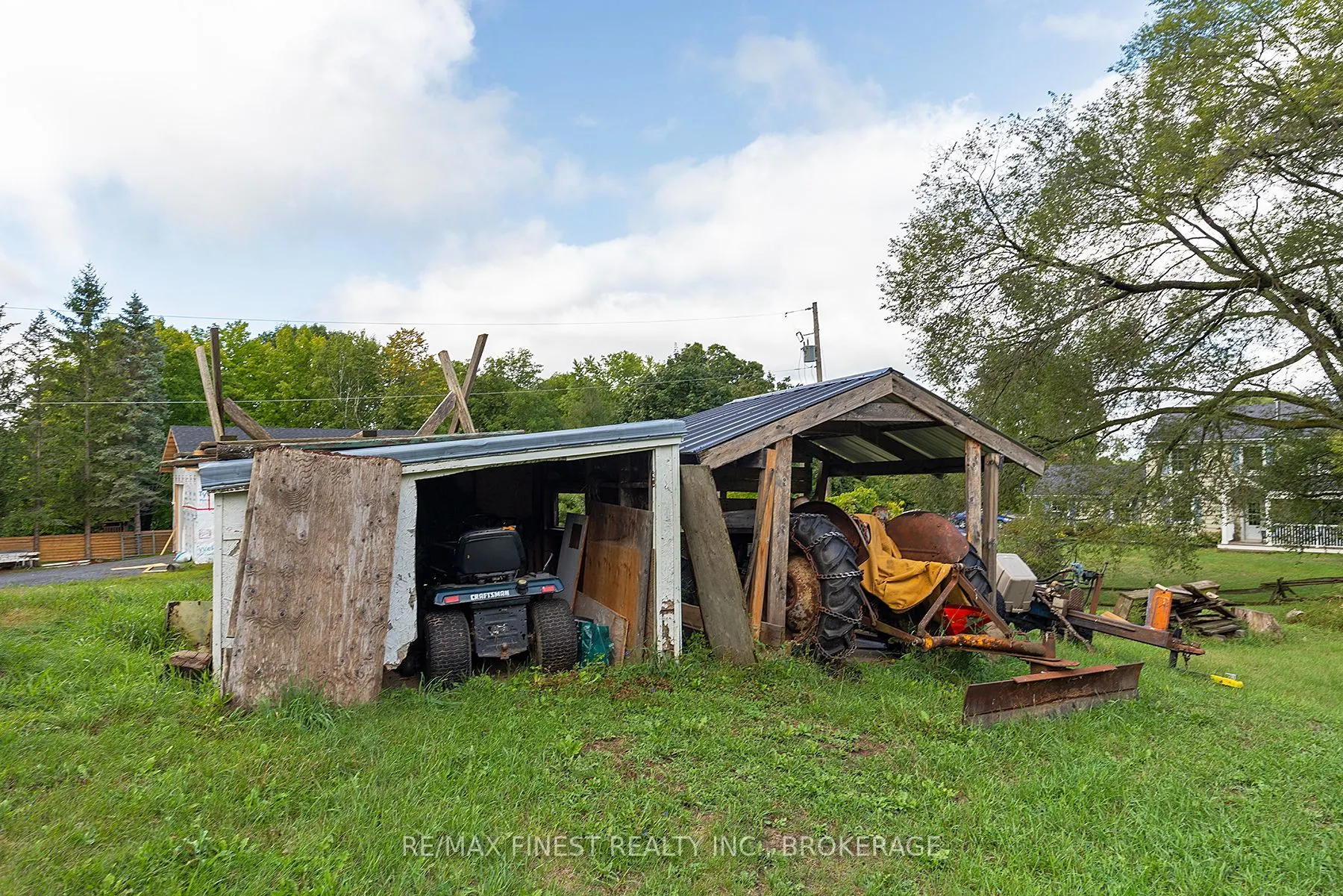 1069 County Road 9