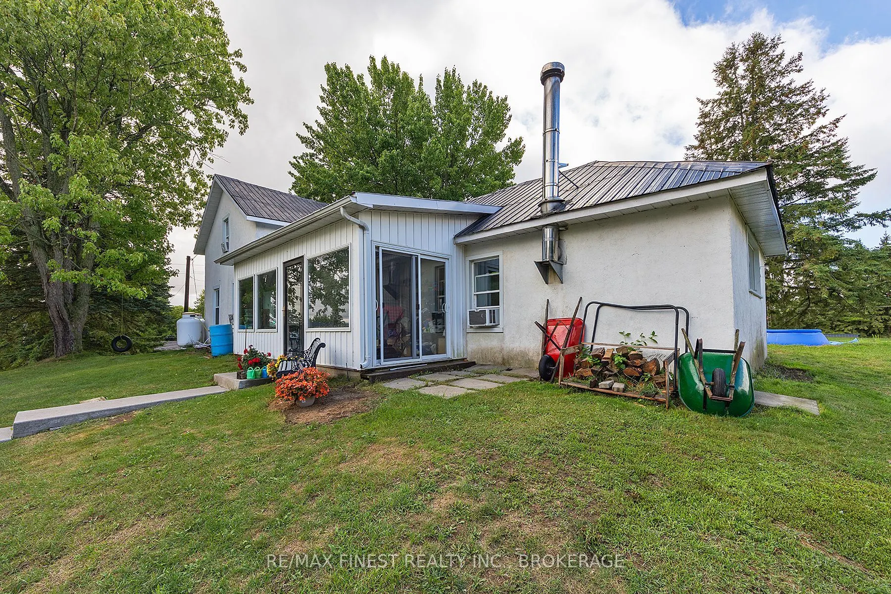 1069 County Road 9