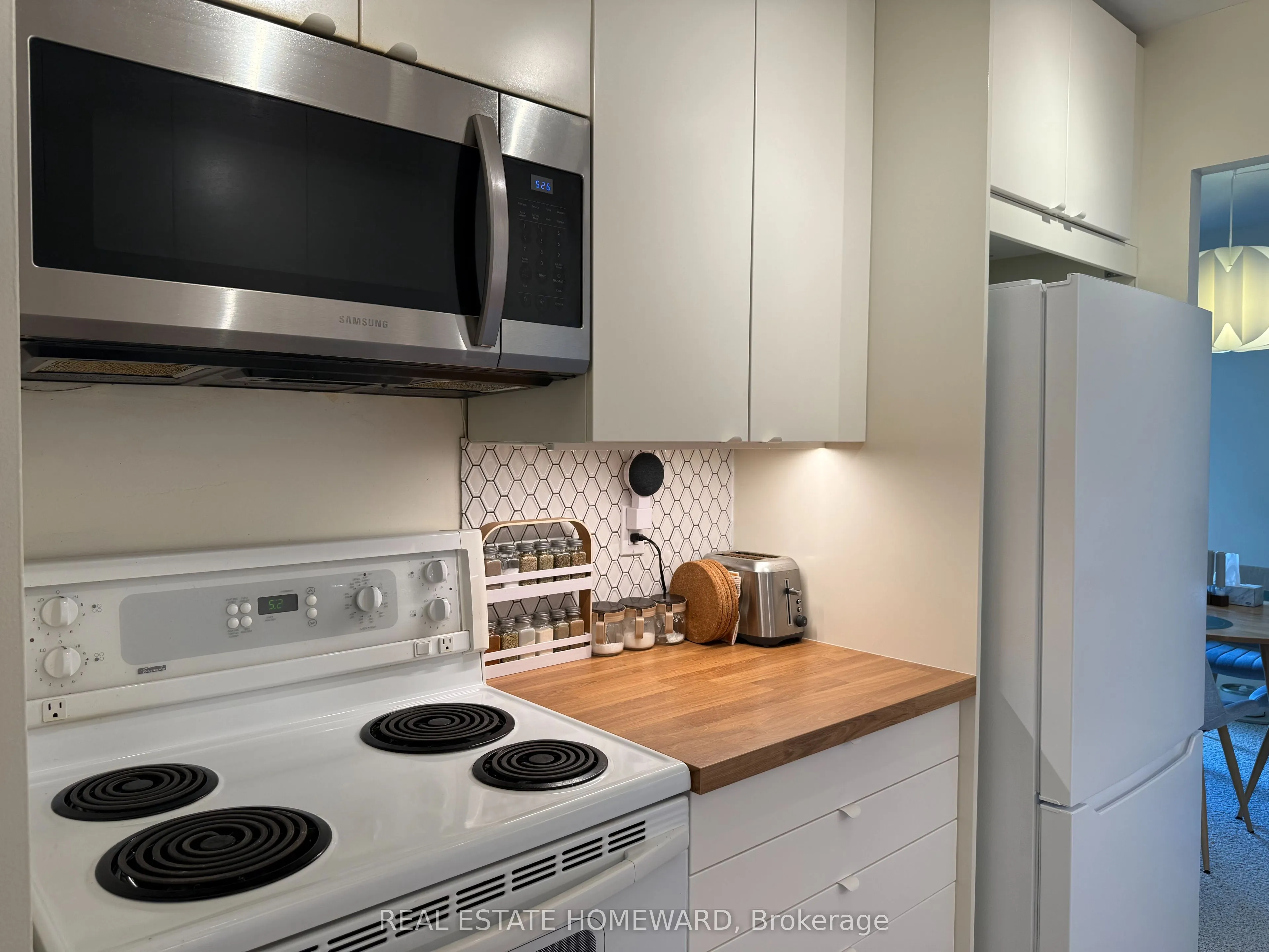 860 Commissioners Road E, #1505