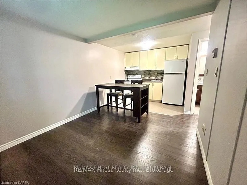 580 ARMSTRONG Road, #110