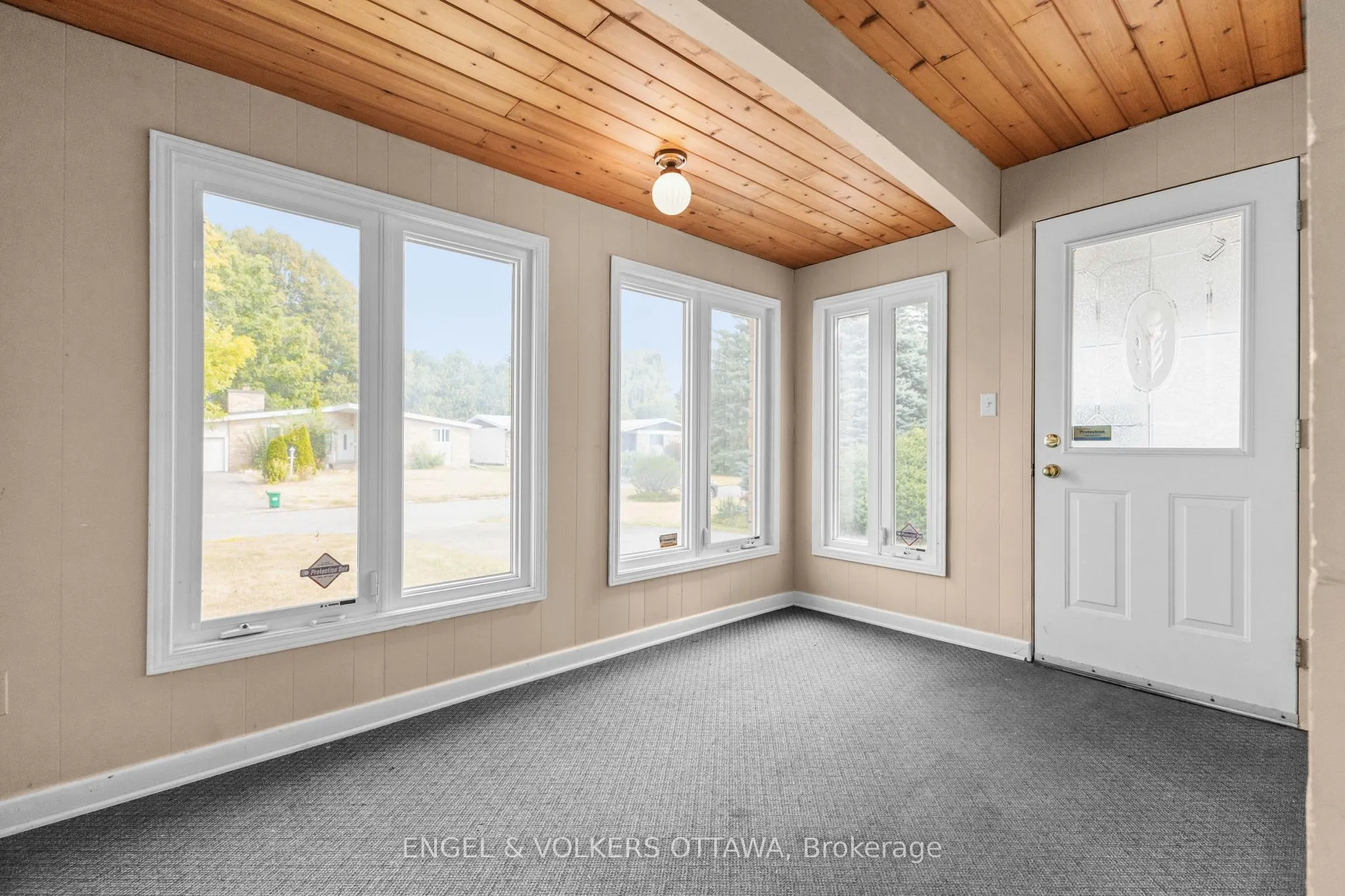 28 Parker Avenue