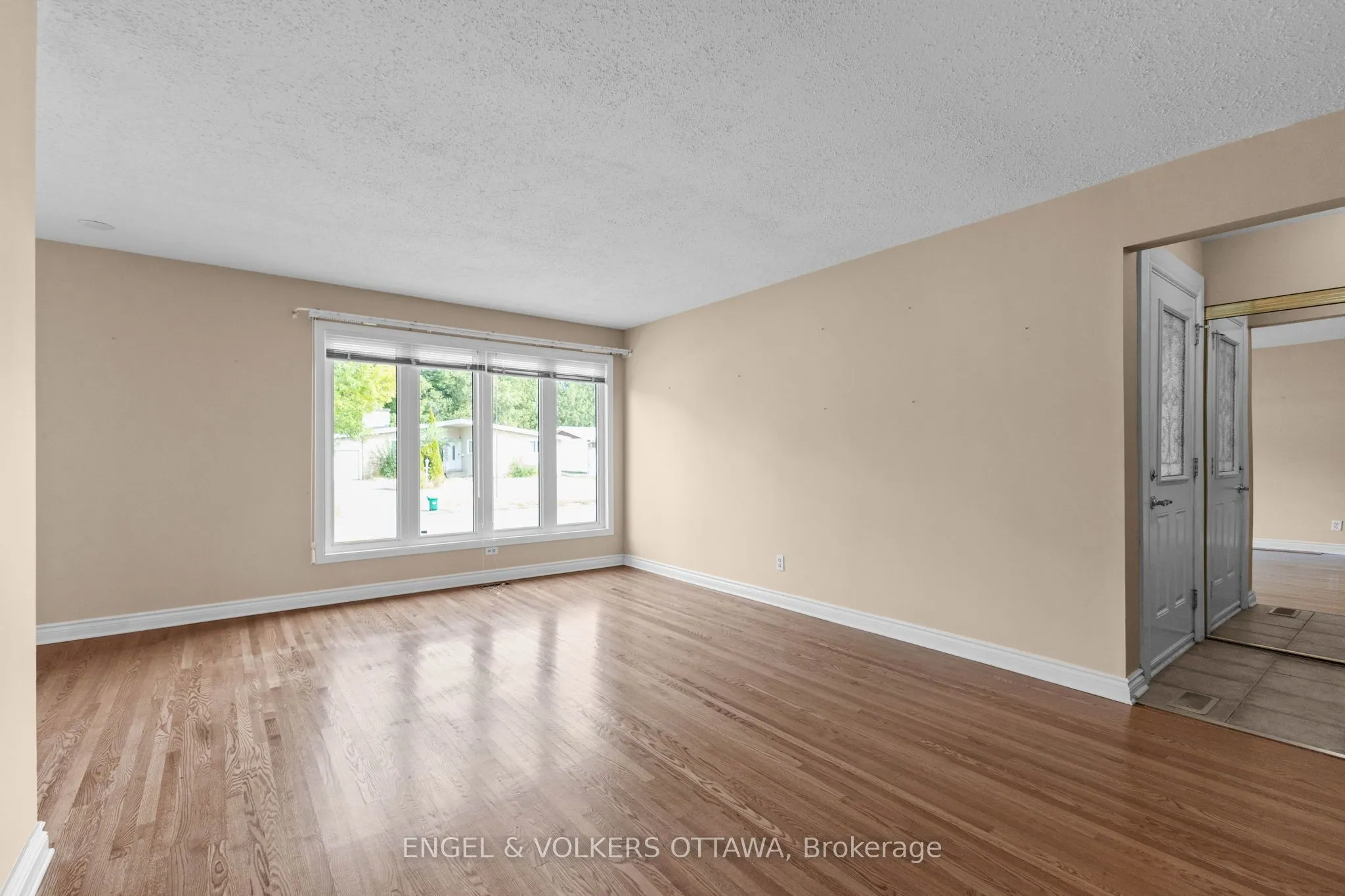 28 Parker Avenue