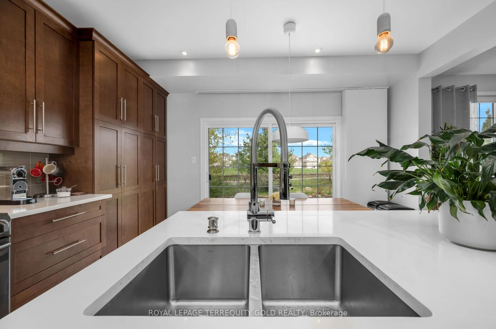 433 Callisto Way