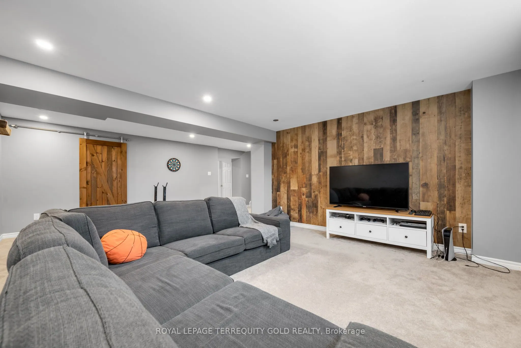 433 Callisto Way