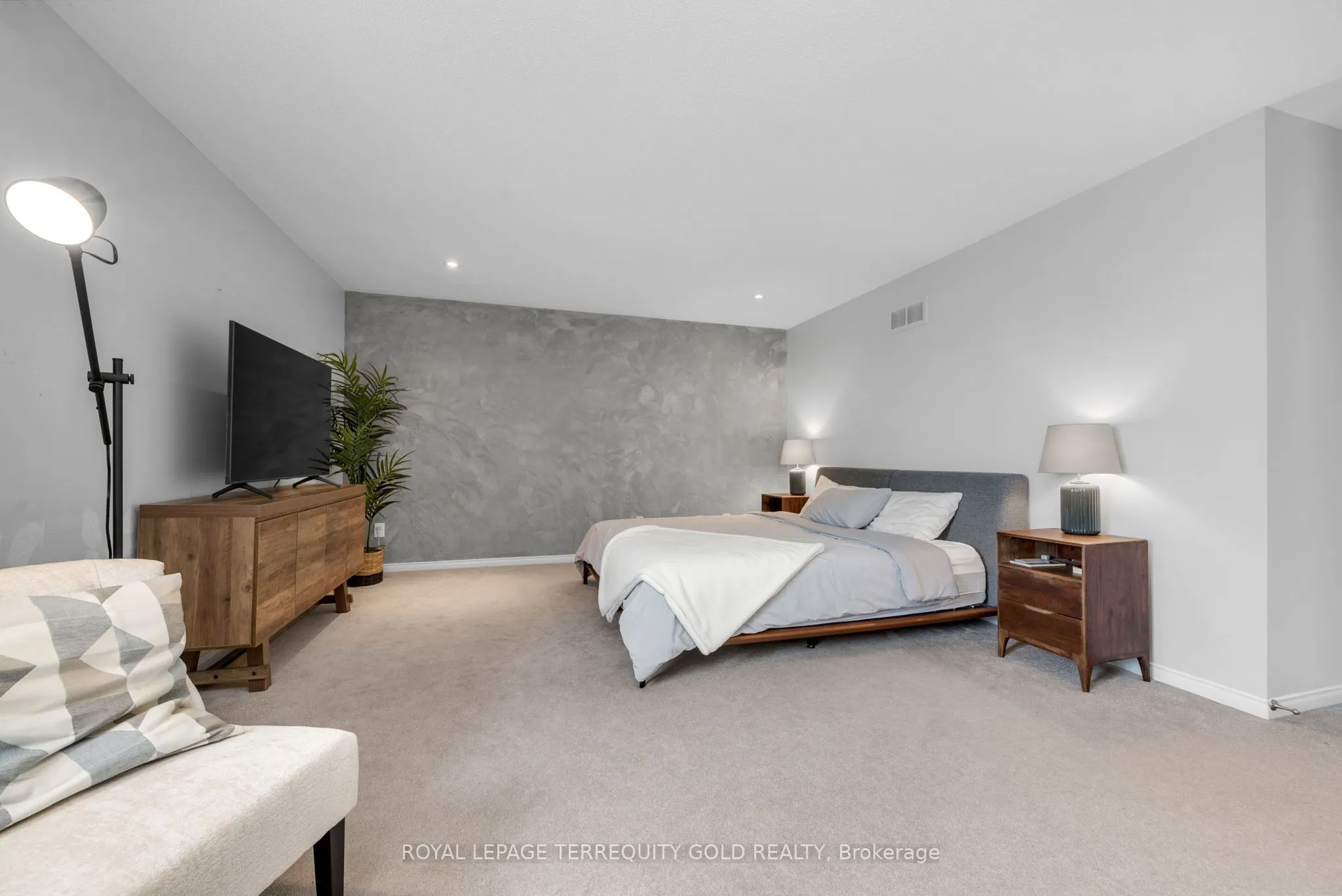 433 Callisto Way