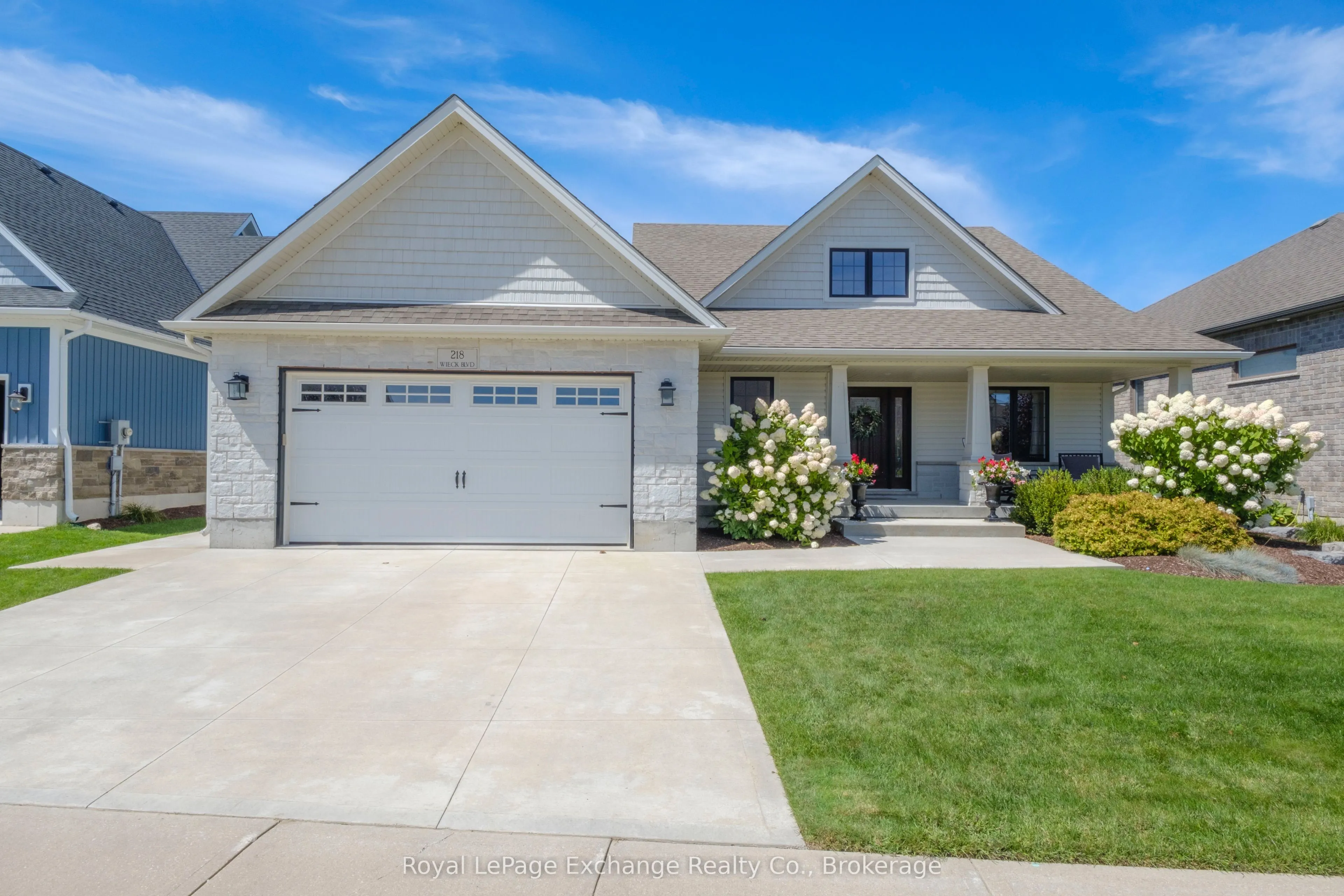 218 Wieck Boulevard