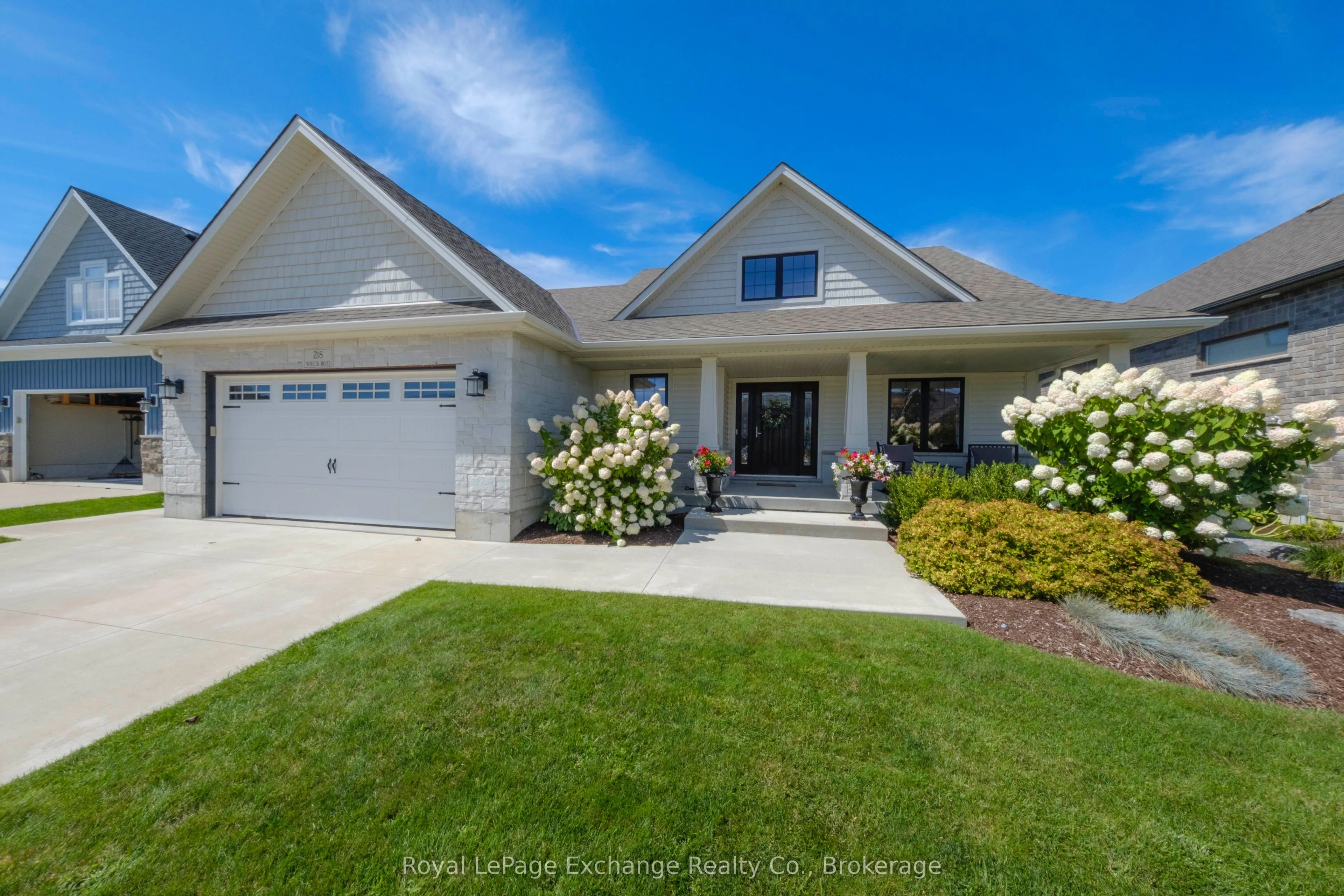 218 Wieck Boulevard