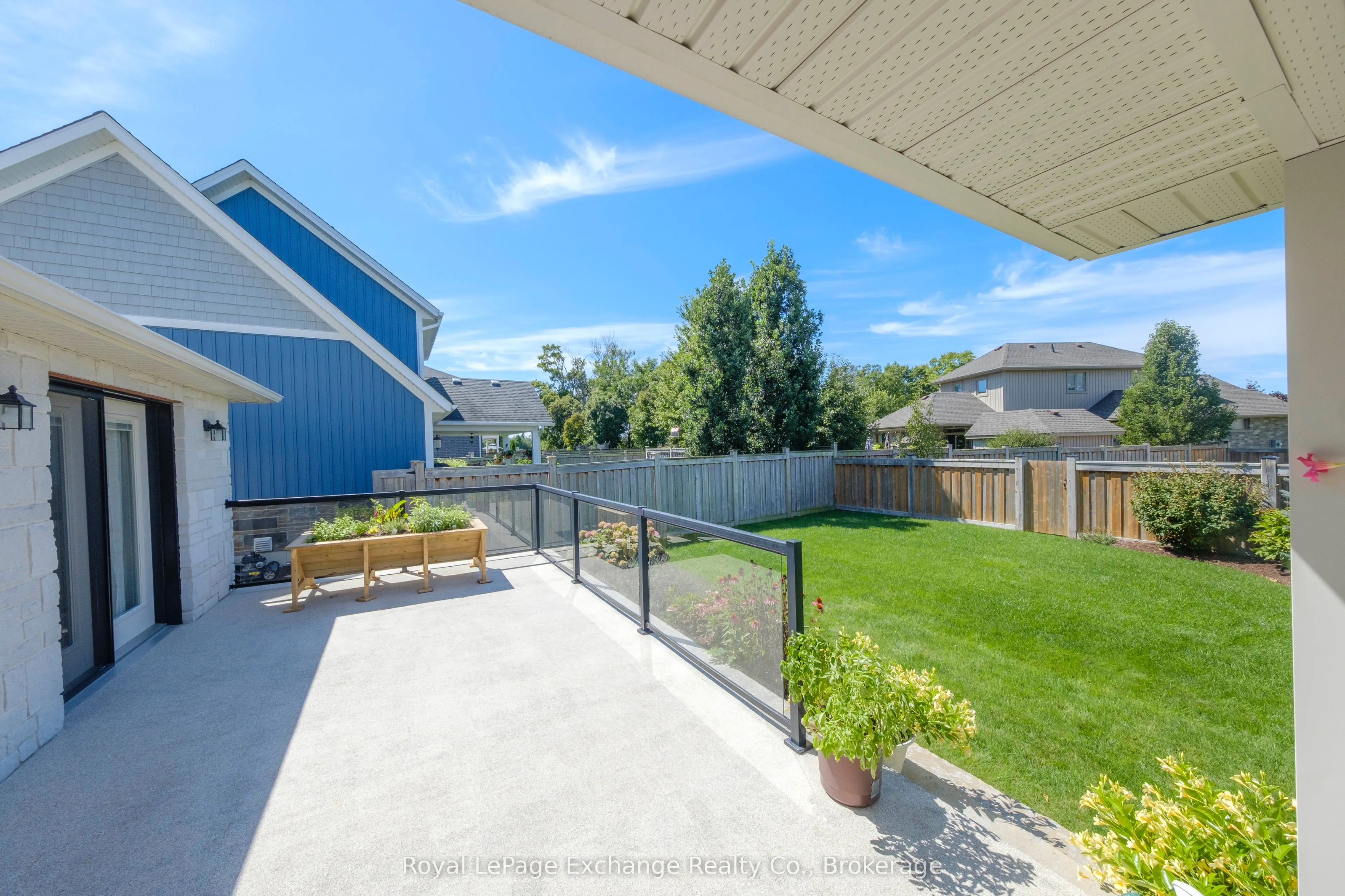 218 Wieck Boulevard