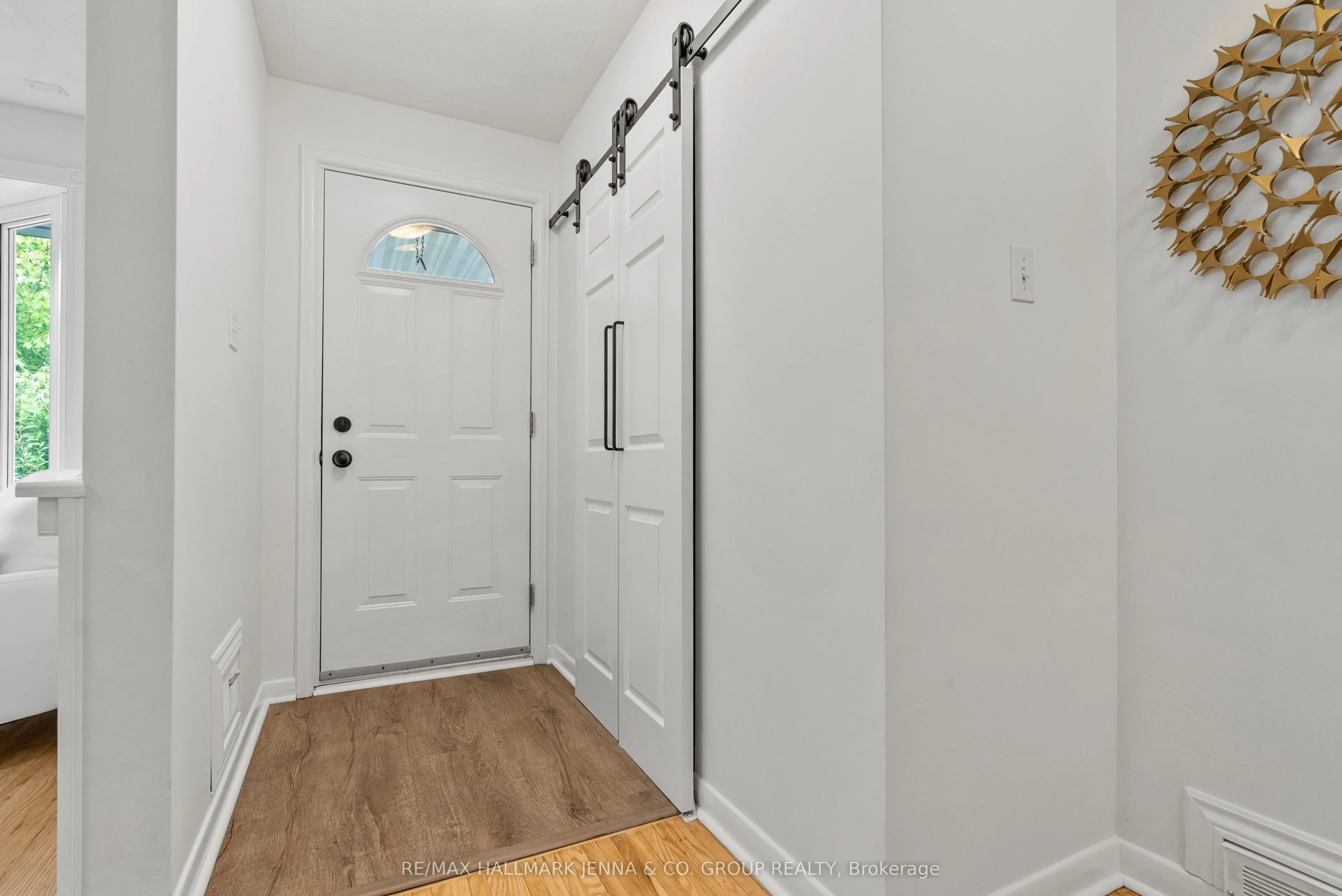 1246 Cobden Road