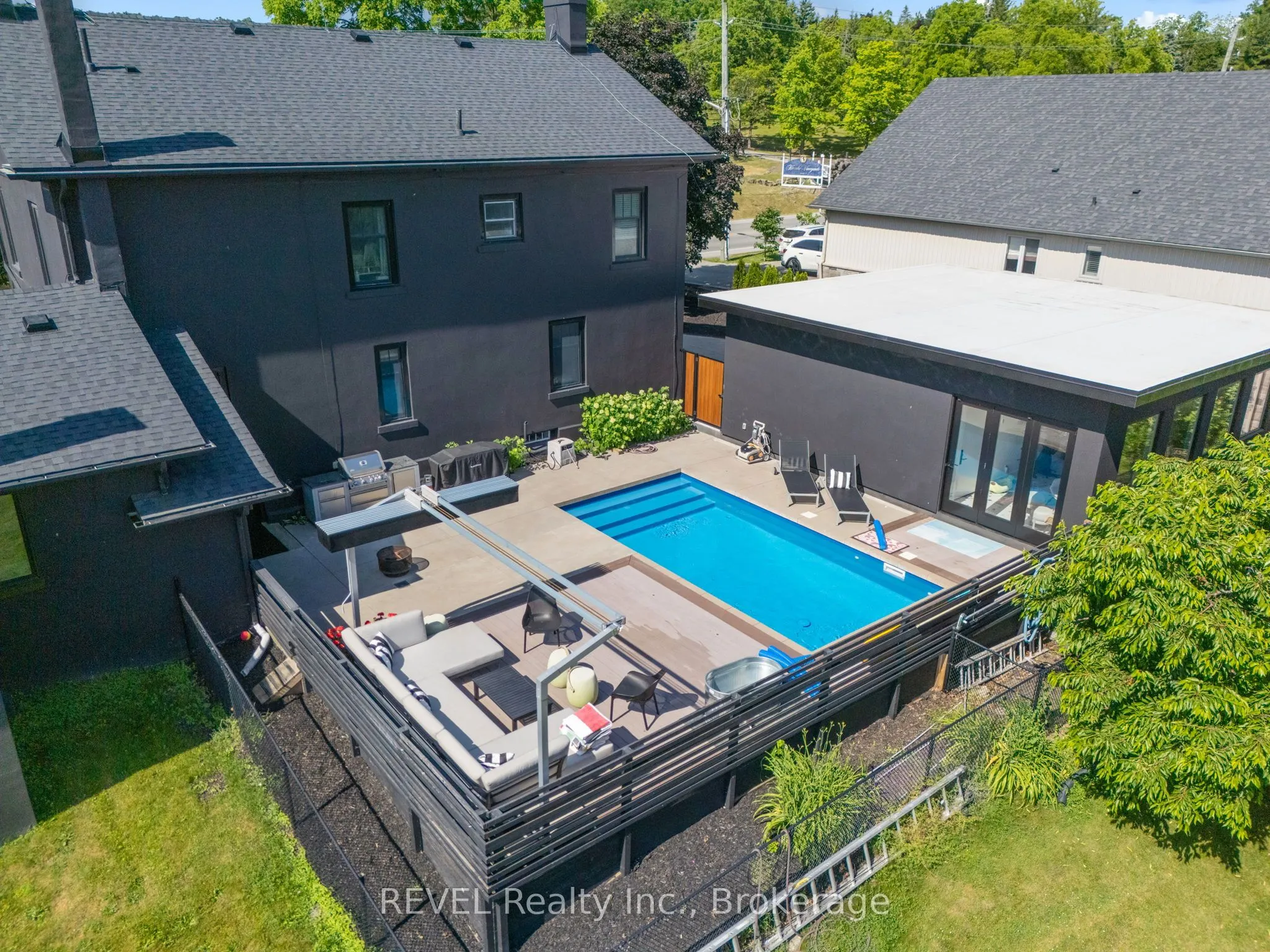 3543 King Street
