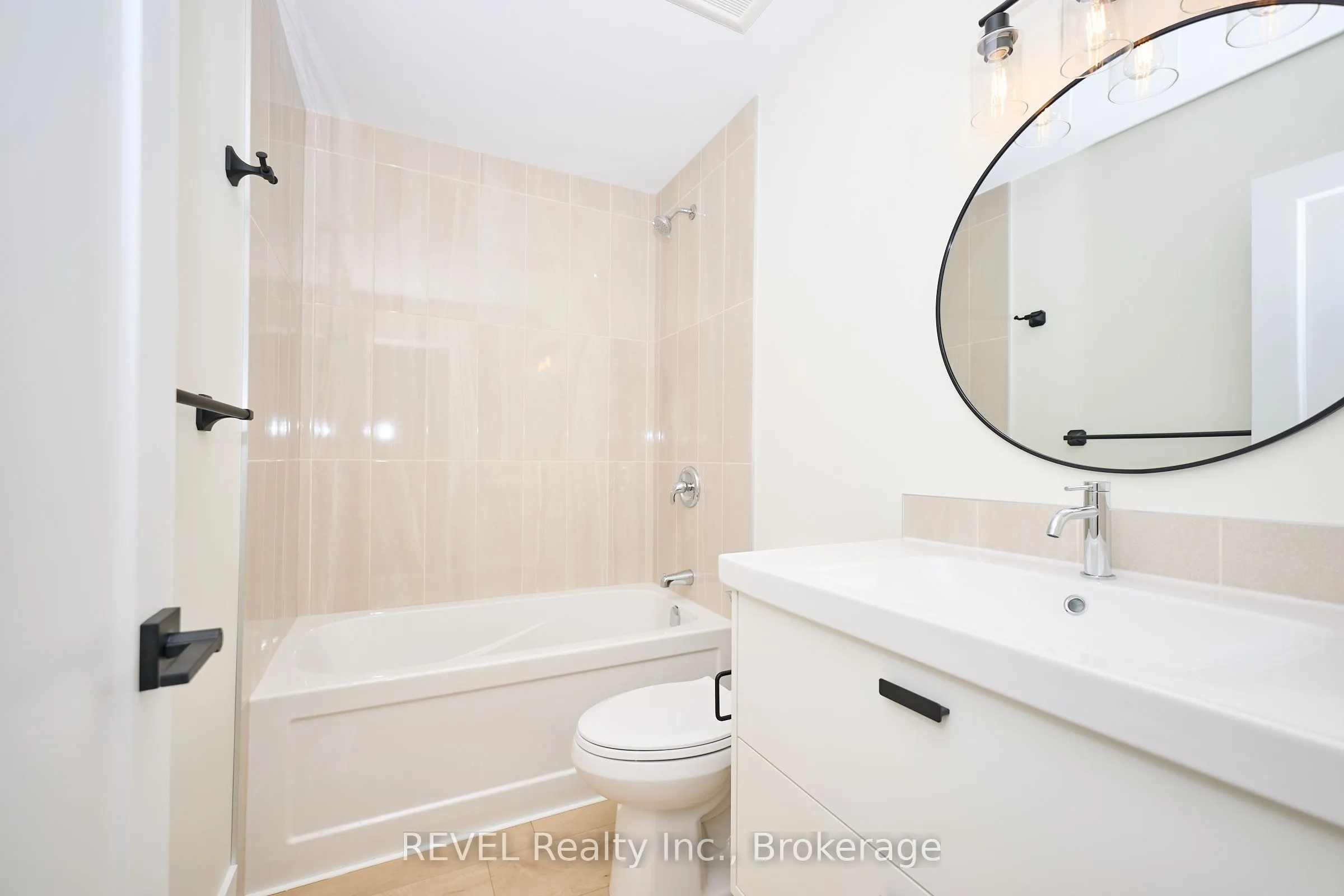 4650 Belfast Avenue, #Upper Unit