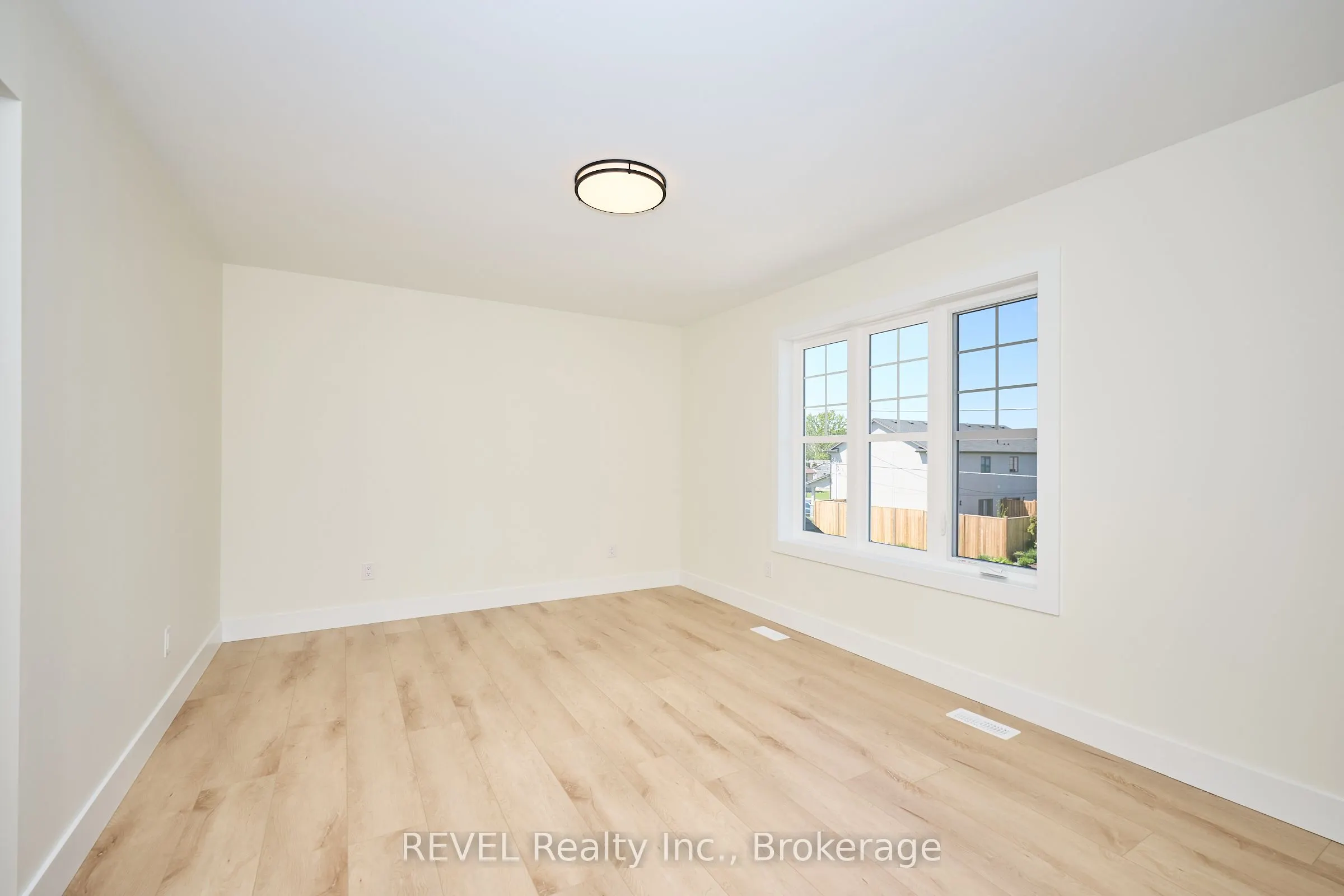 4650 Belfast Avenue, #Upper Unit