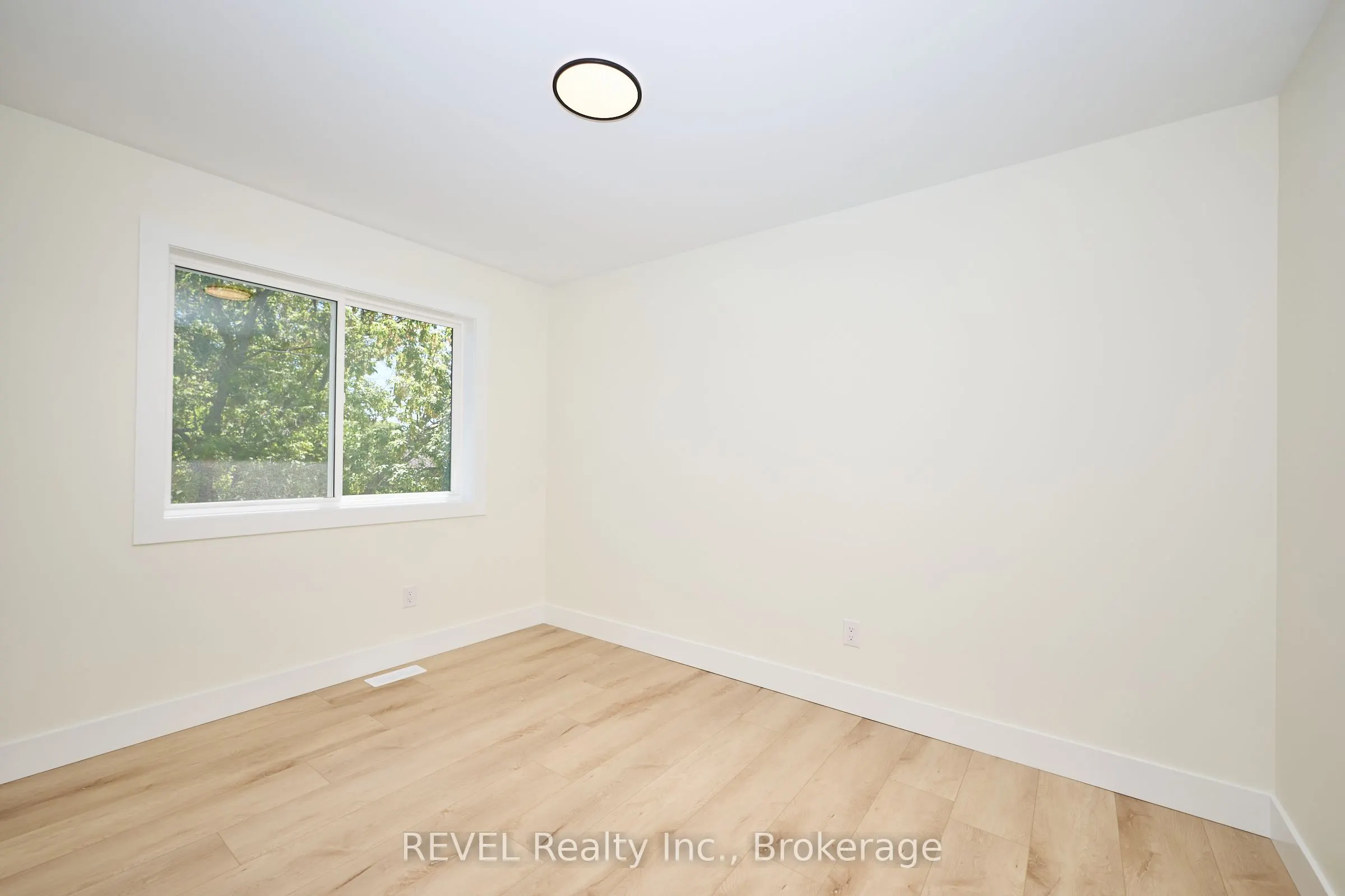 4650 Belfast Avenue, #Upper Unit