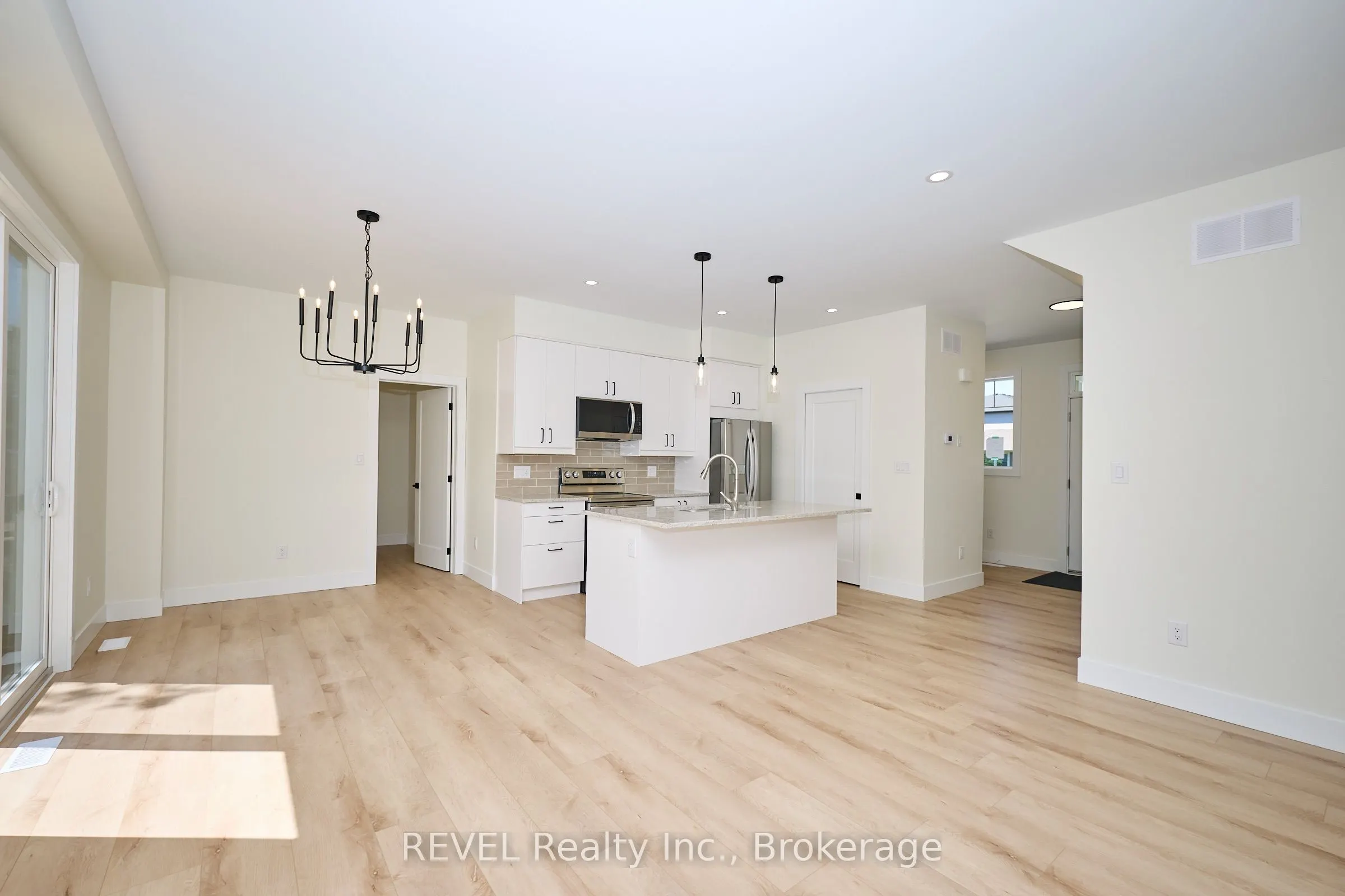 4650 Belfast Avenue, #Upper Unit