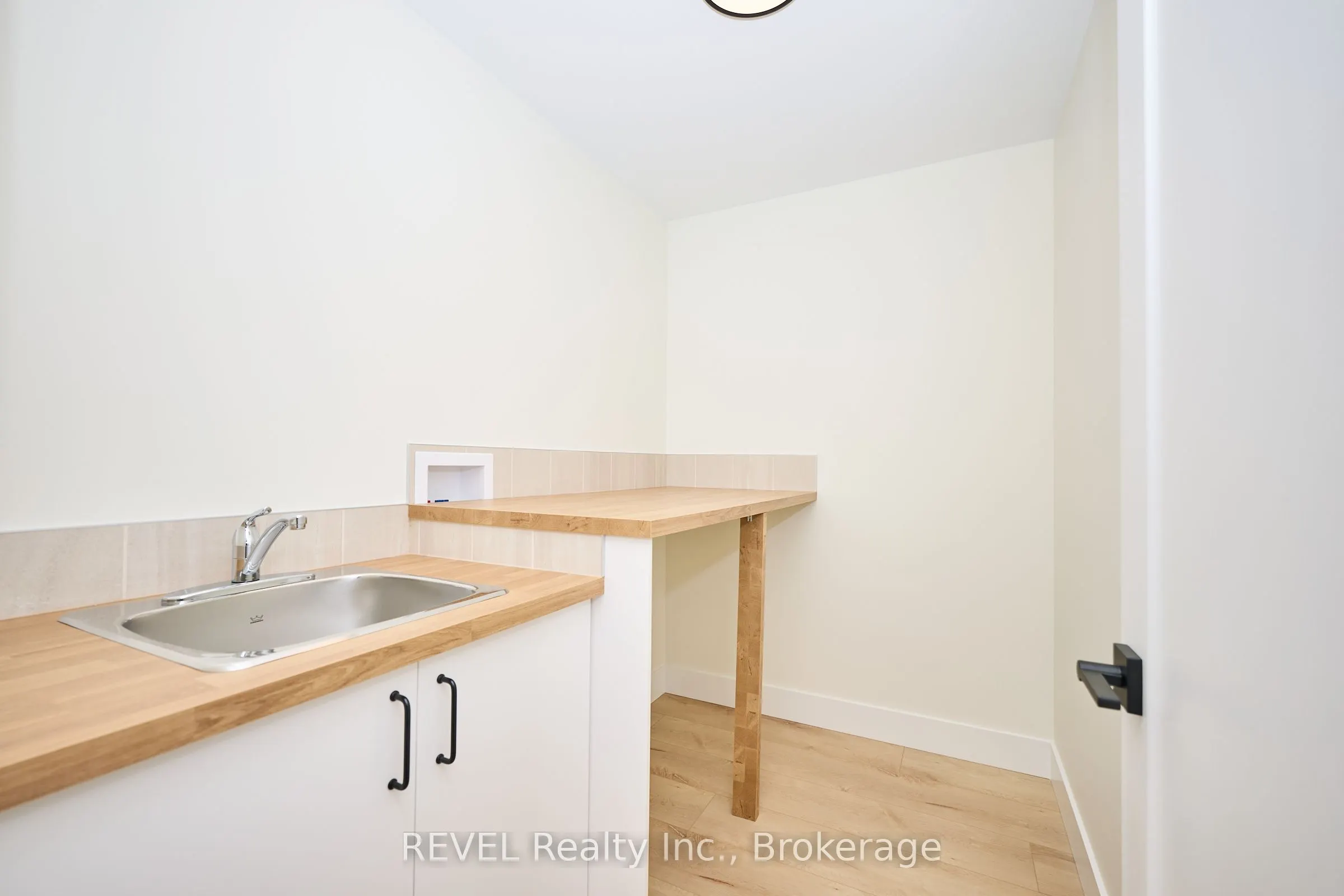 4650 Belfast Avenue, #Upper Unit