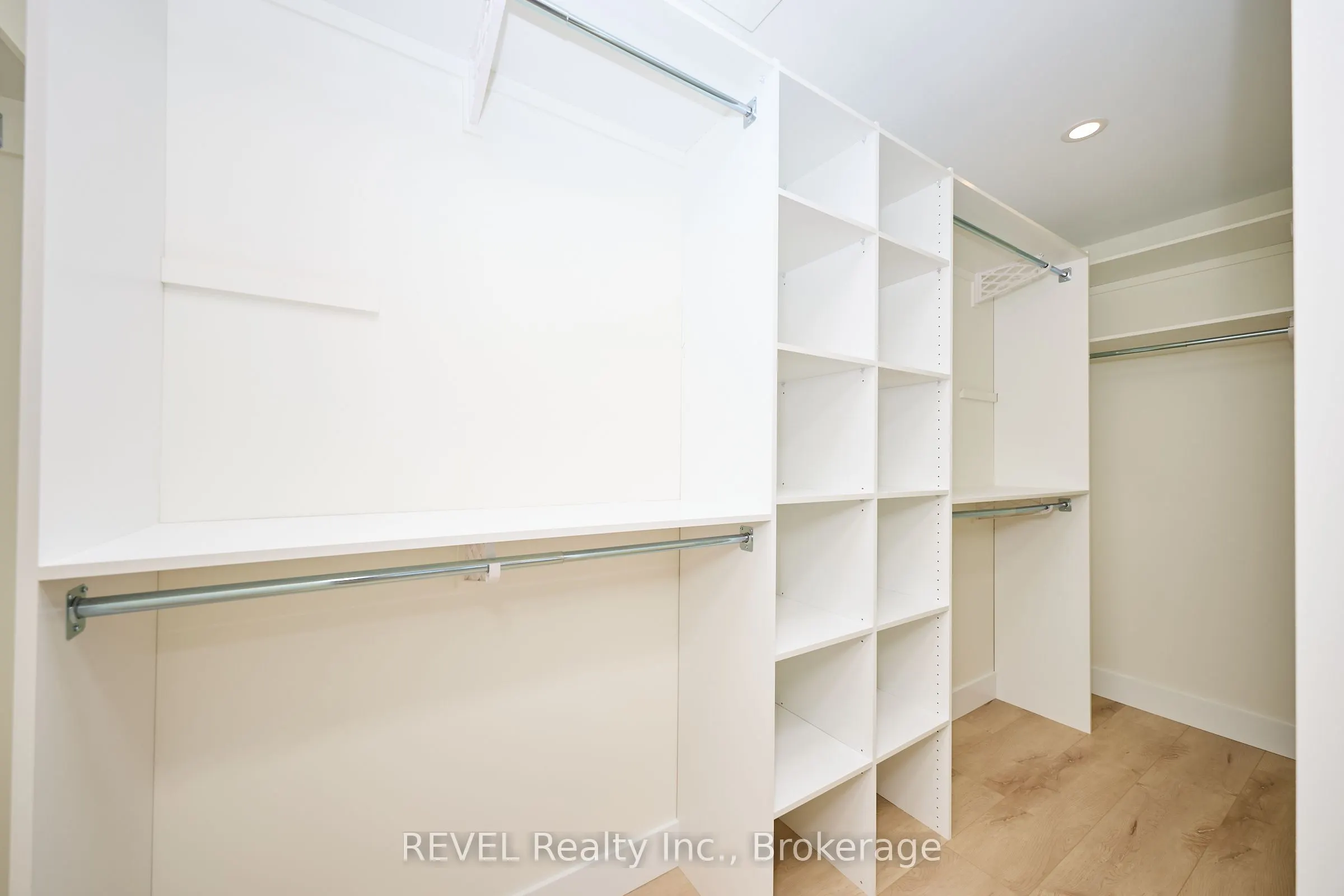 4650 Belfast Avenue, #Upper Unit