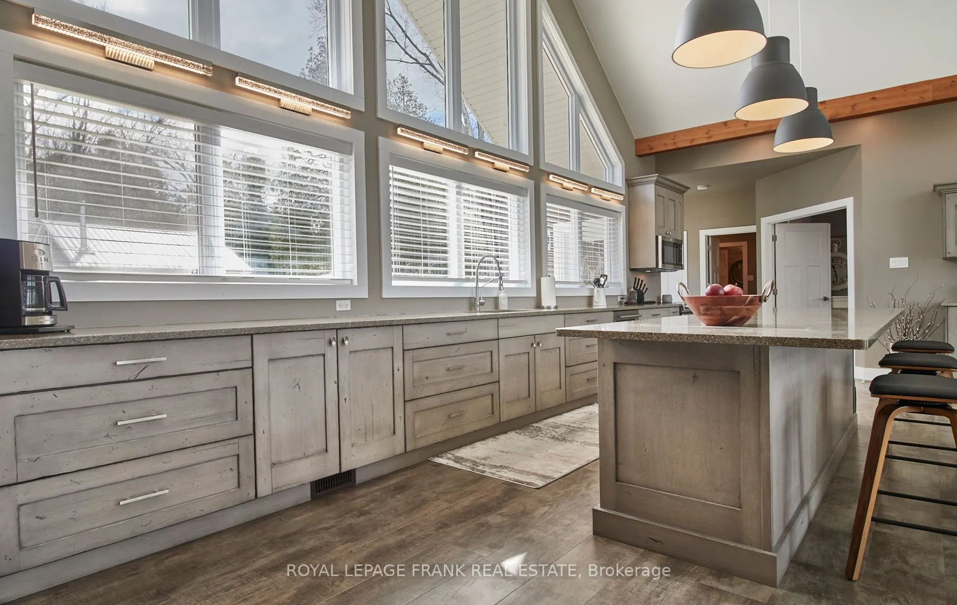 2269 McCracken's Landing Road