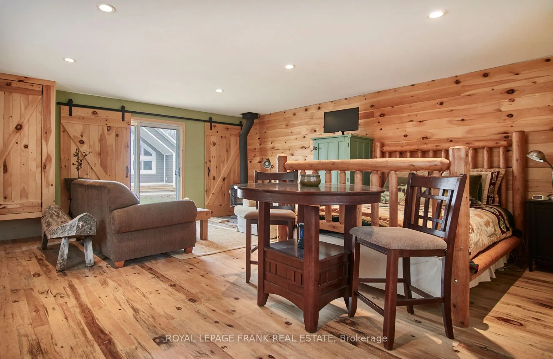 2269 McCracken's Landing Road