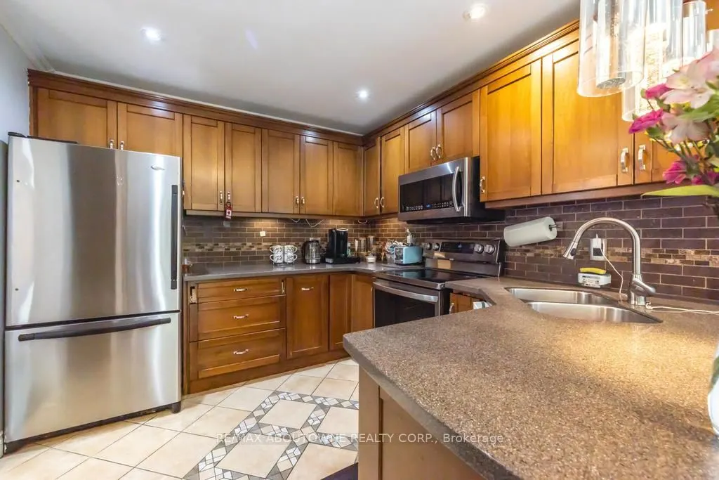 14 SABLE Drive