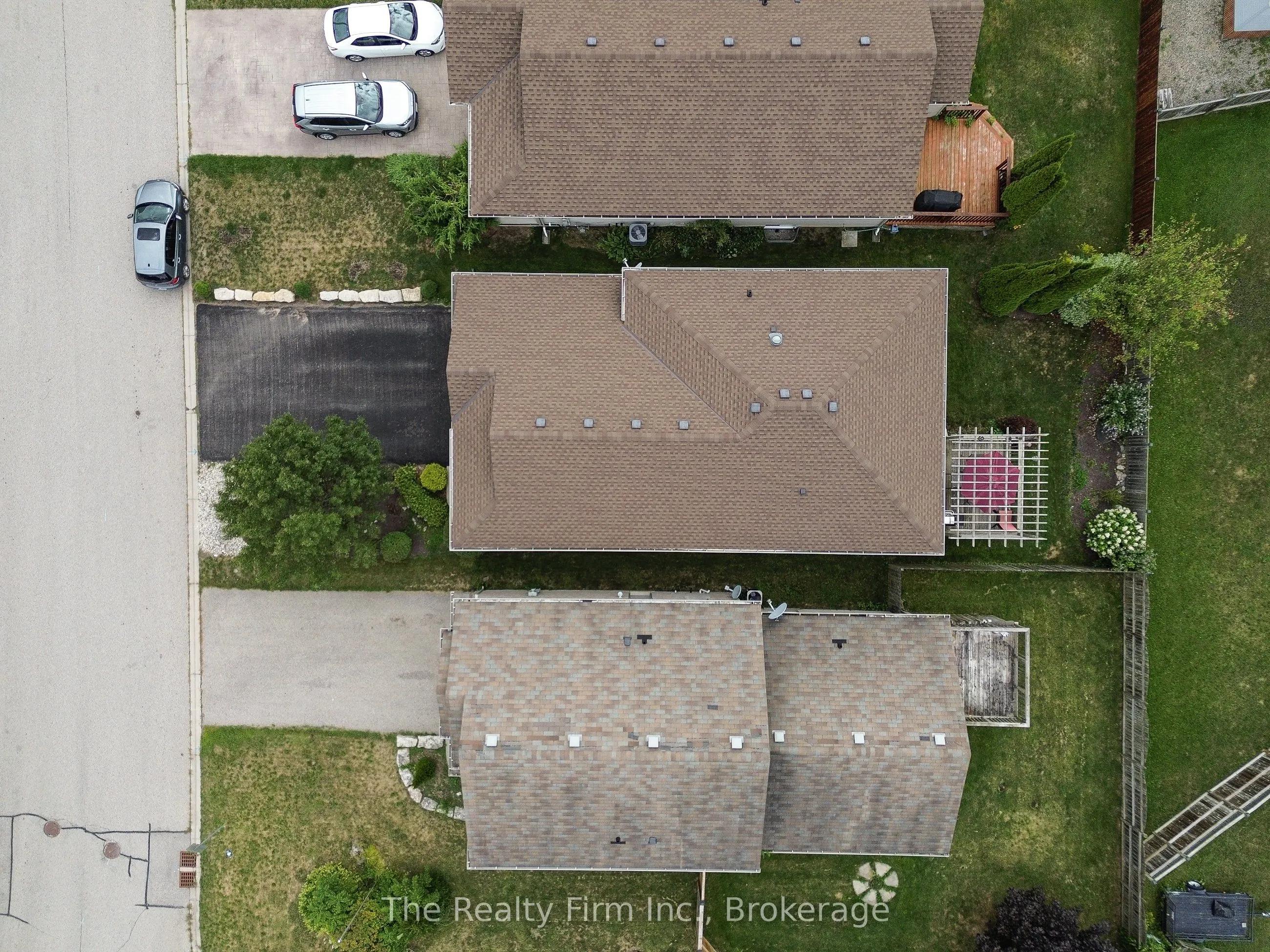 4 Kerr Crescent