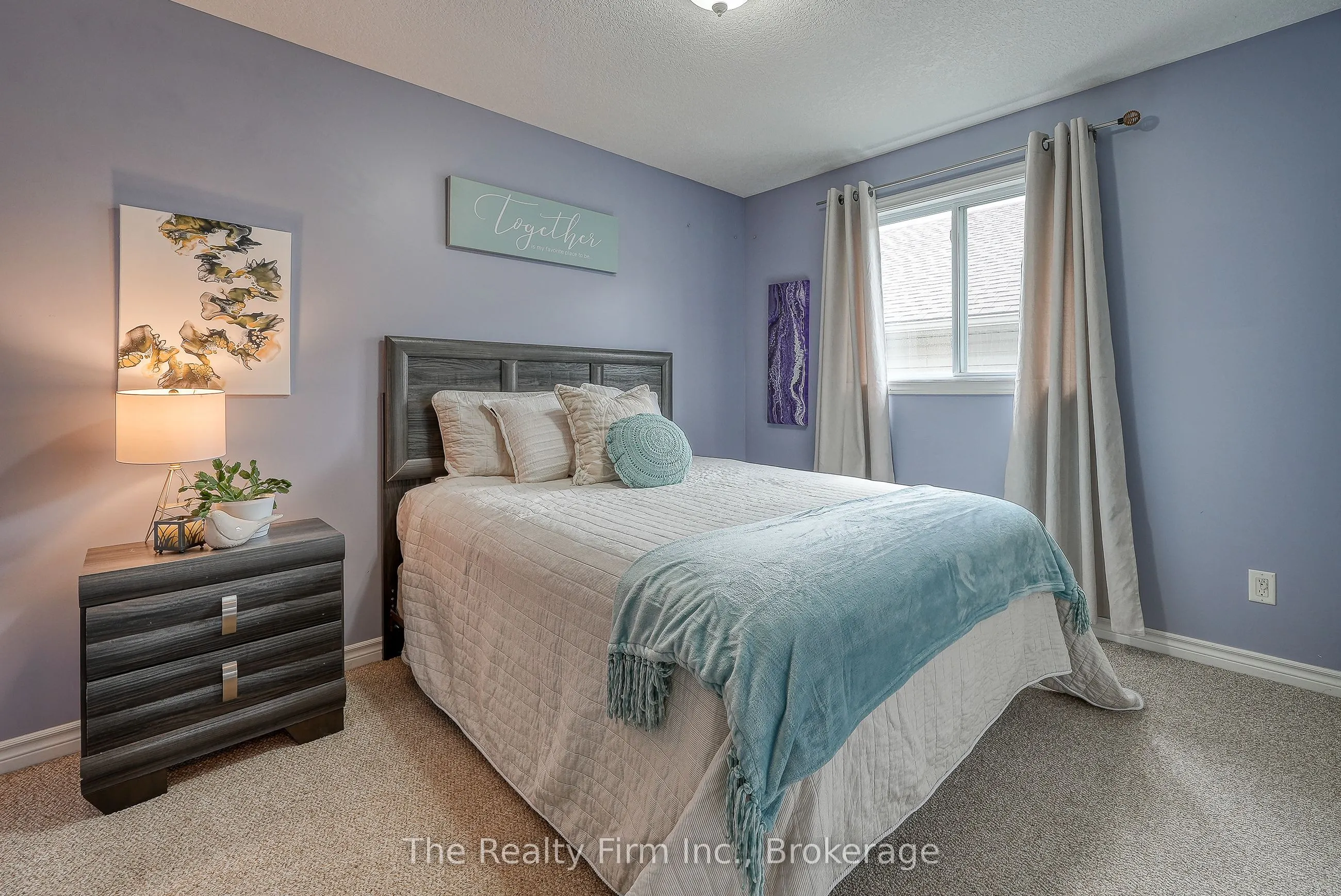 4 Kerr Crescent
