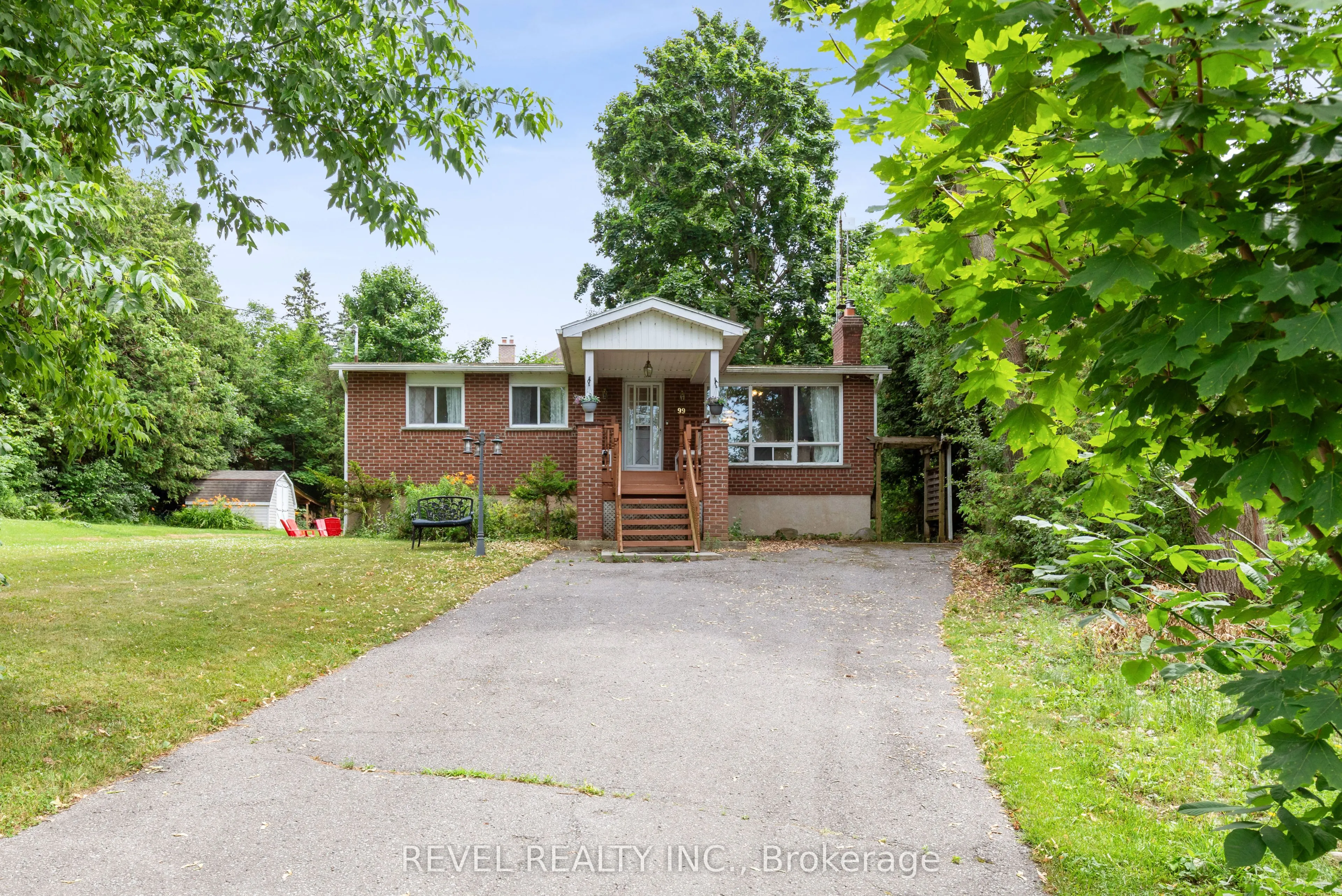 99 Bowen Road
