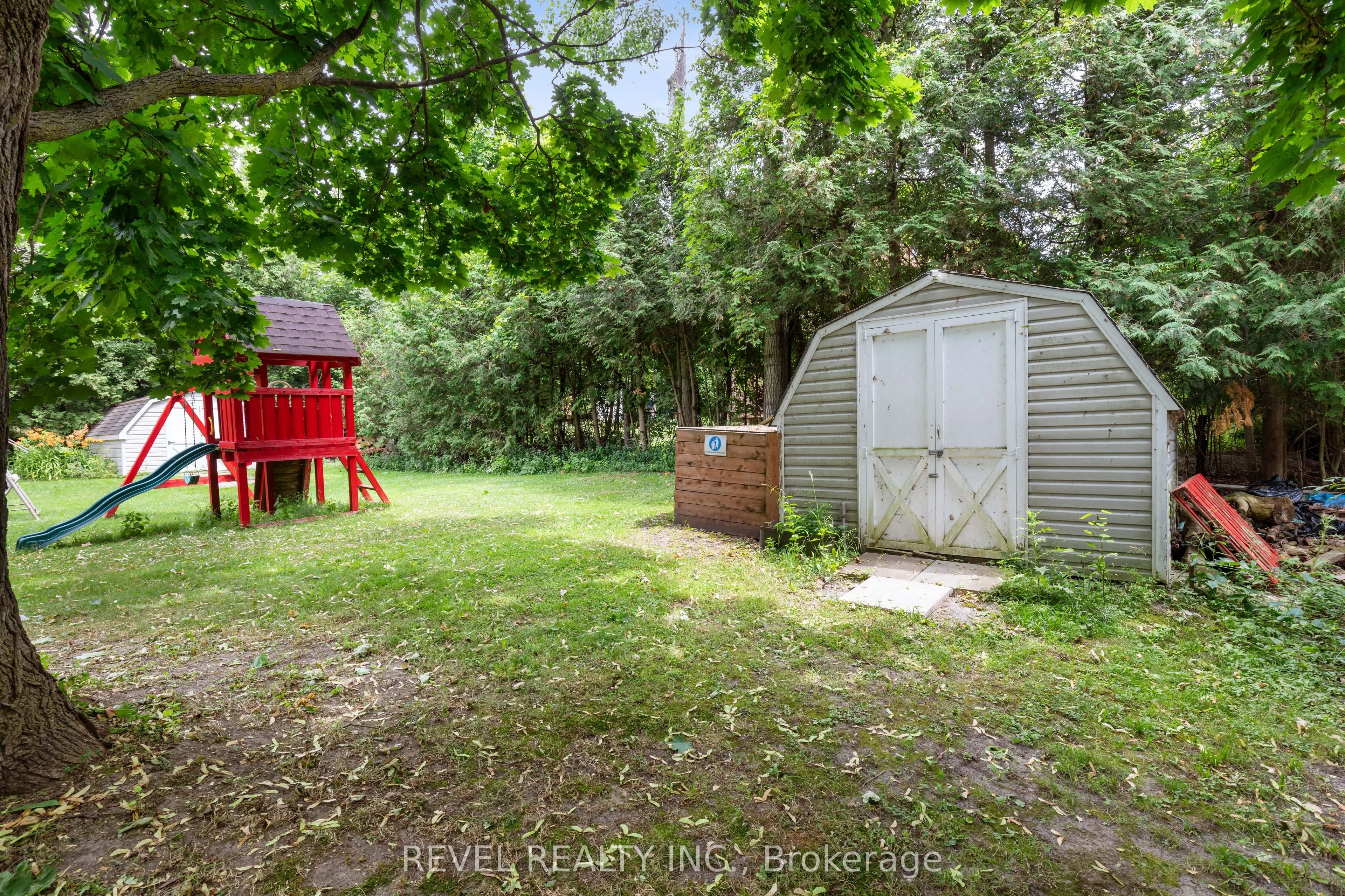 99 Bowen Road