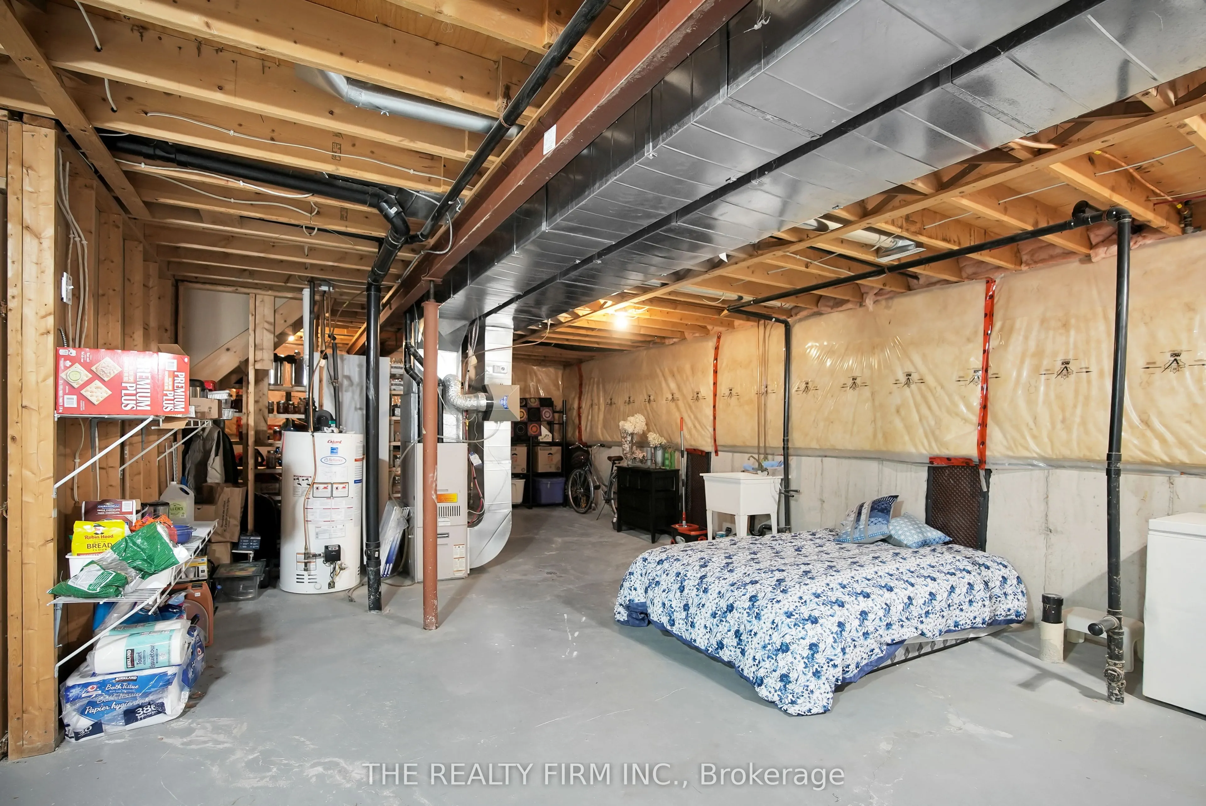 601 Grenfell Drive, #16