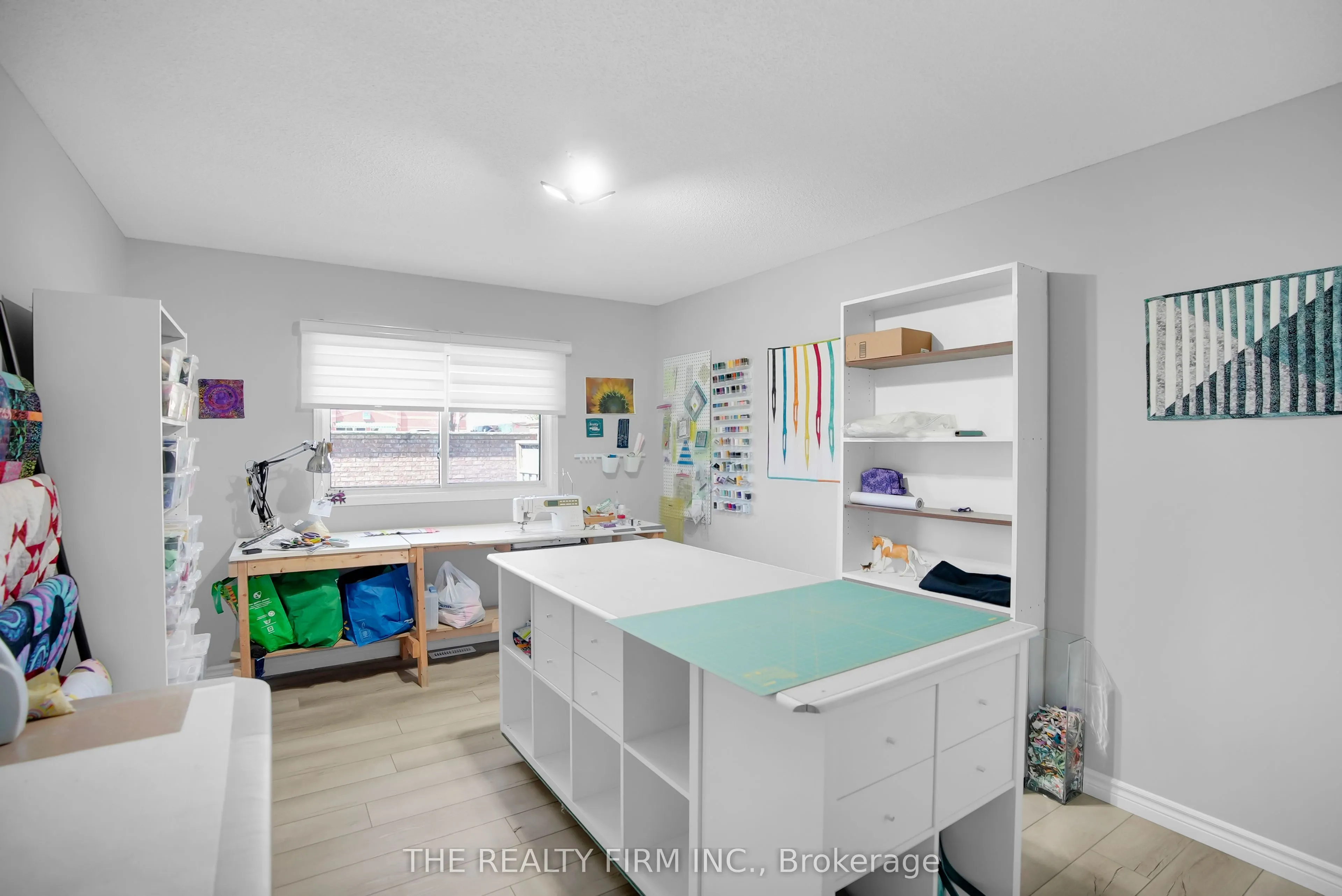 601 Grenfell Drive, #16
