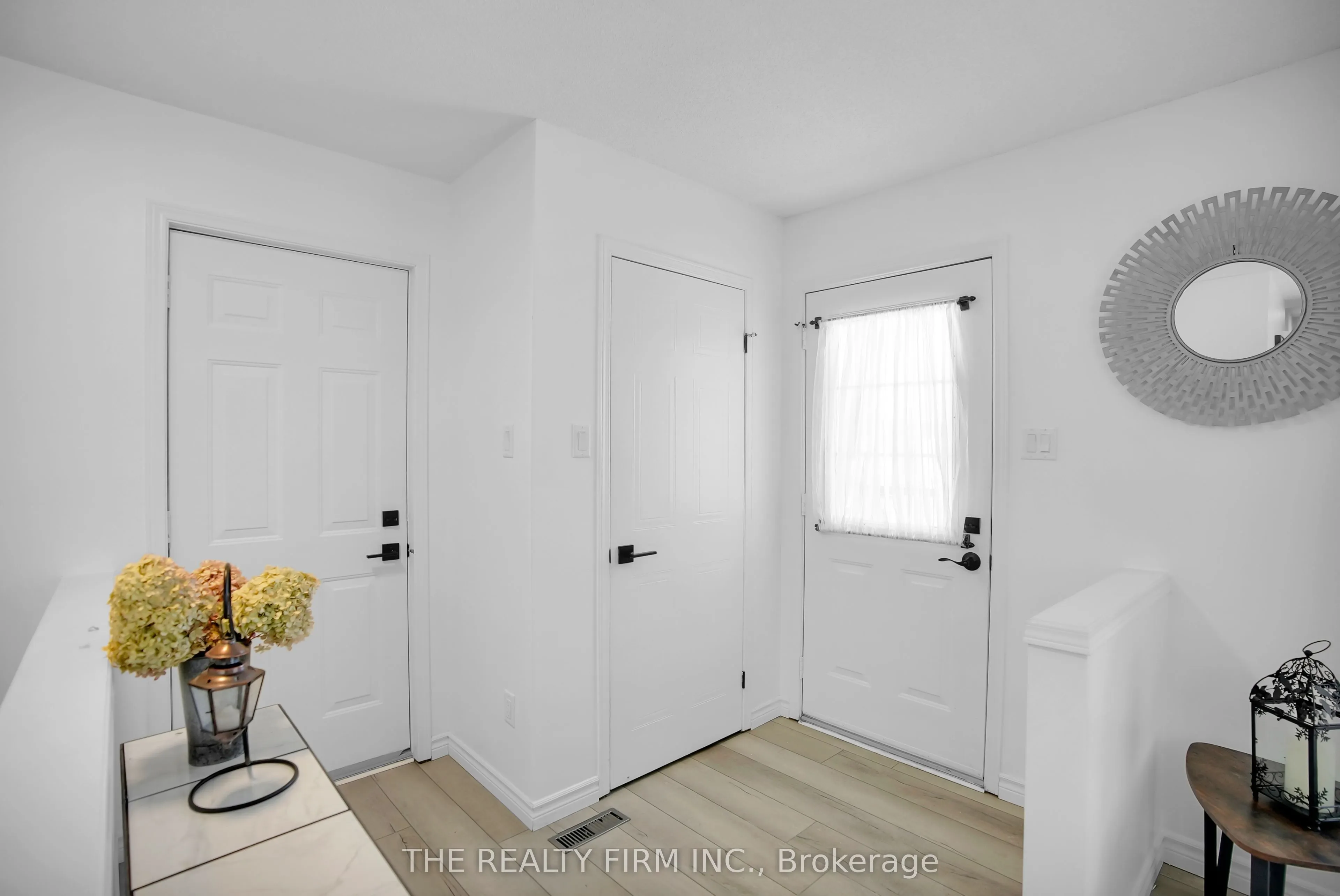 601 Grenfell Drive, #16