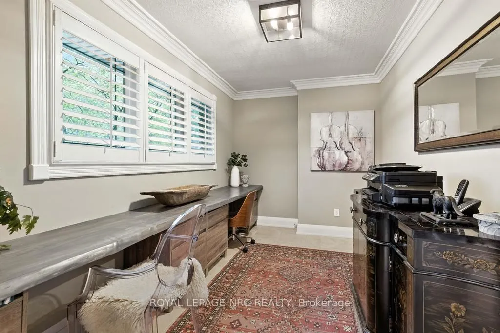 14 Woodington Crescent