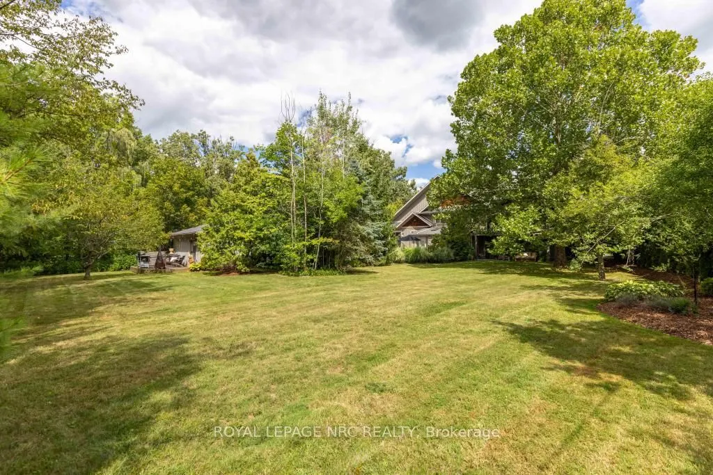 14 Woodington Crescent