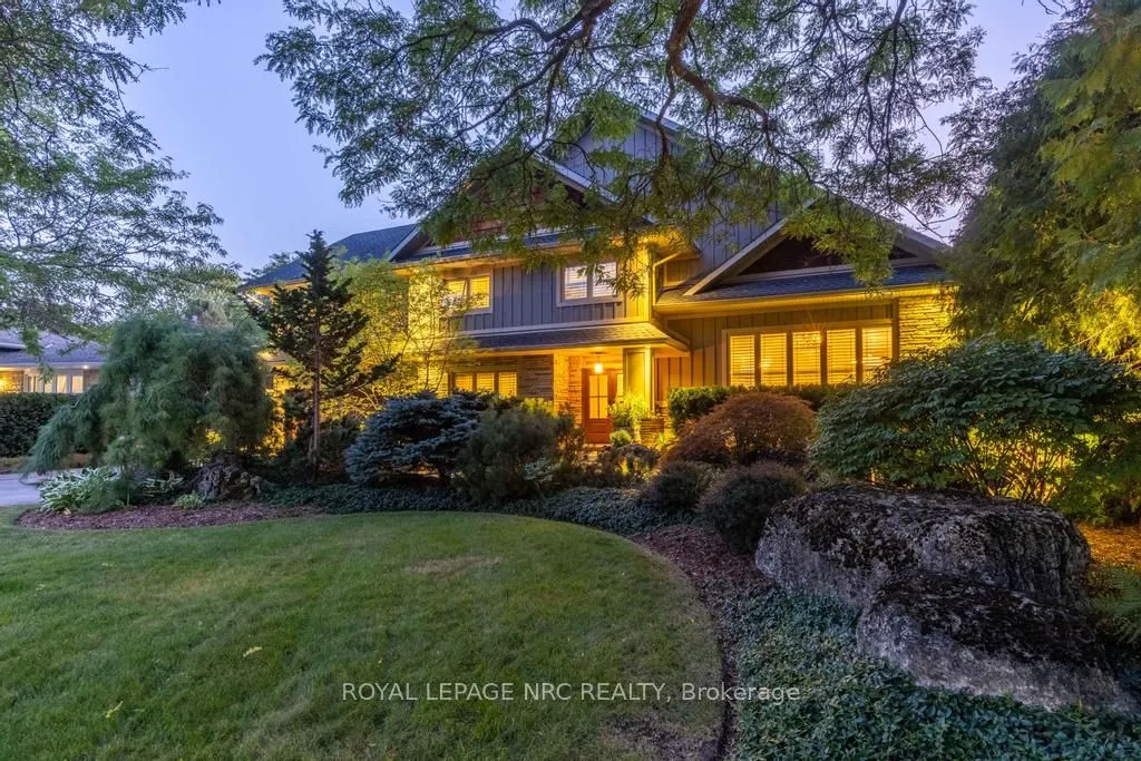 14 Woodington Crescent