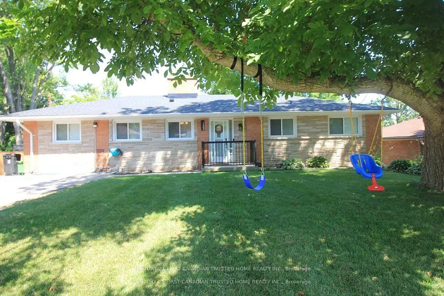 133 Deer Park Circle W