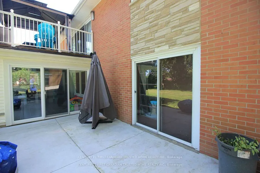 133 Deer Park Circle W