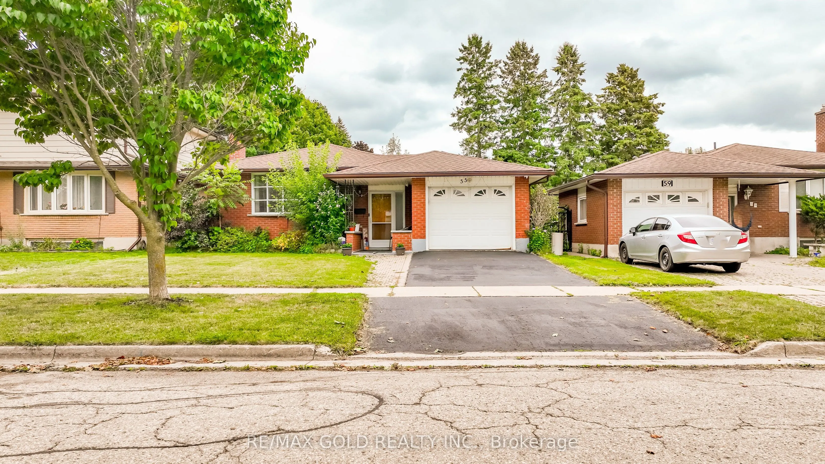55 Ramblewood Way