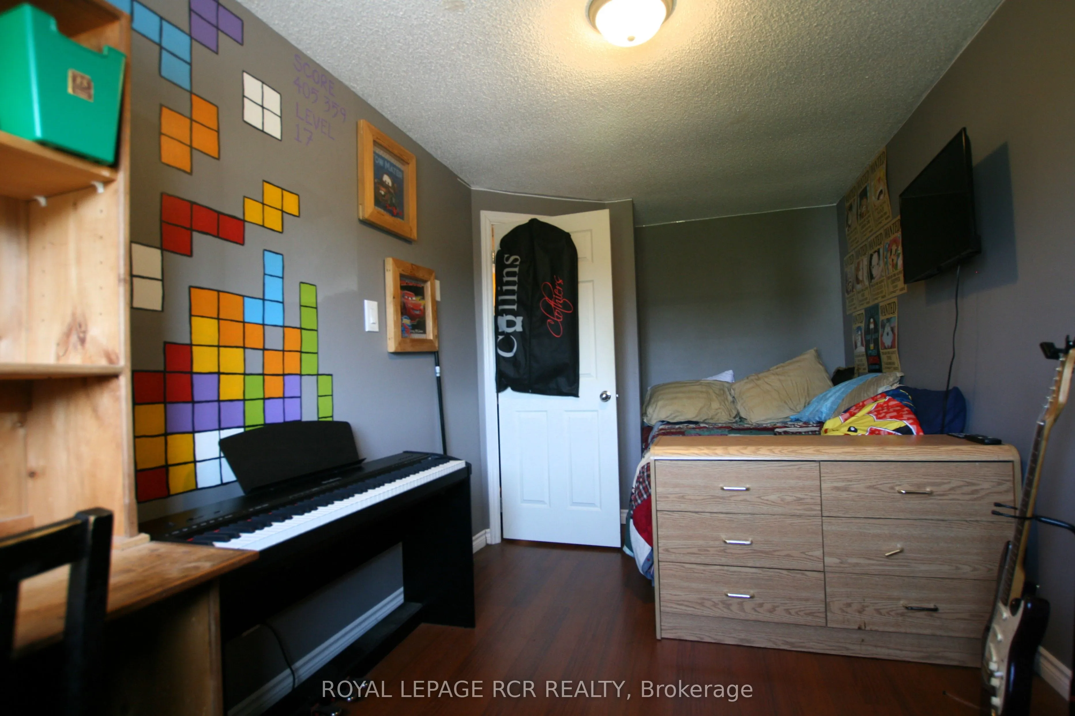 516 Pineview Gardens