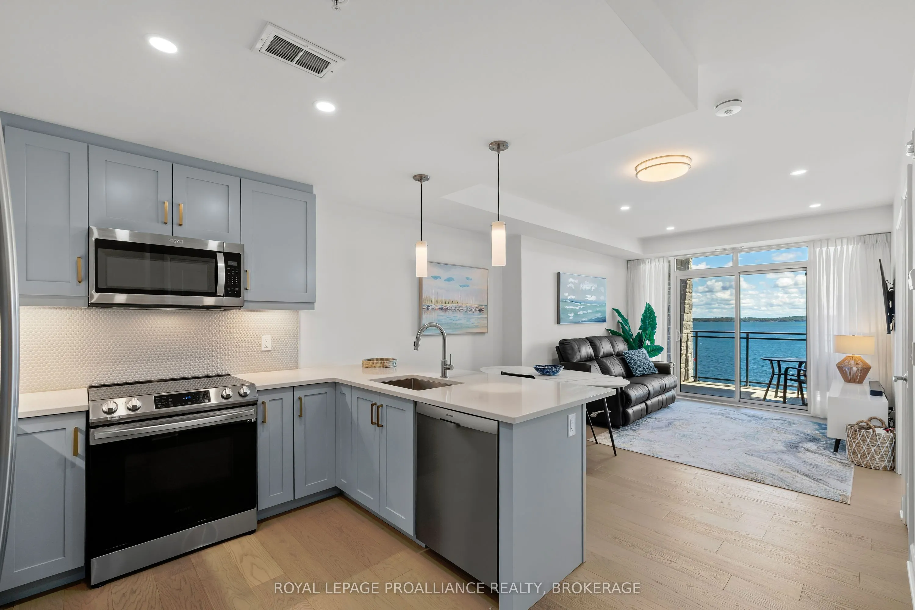 129B South Street, #418