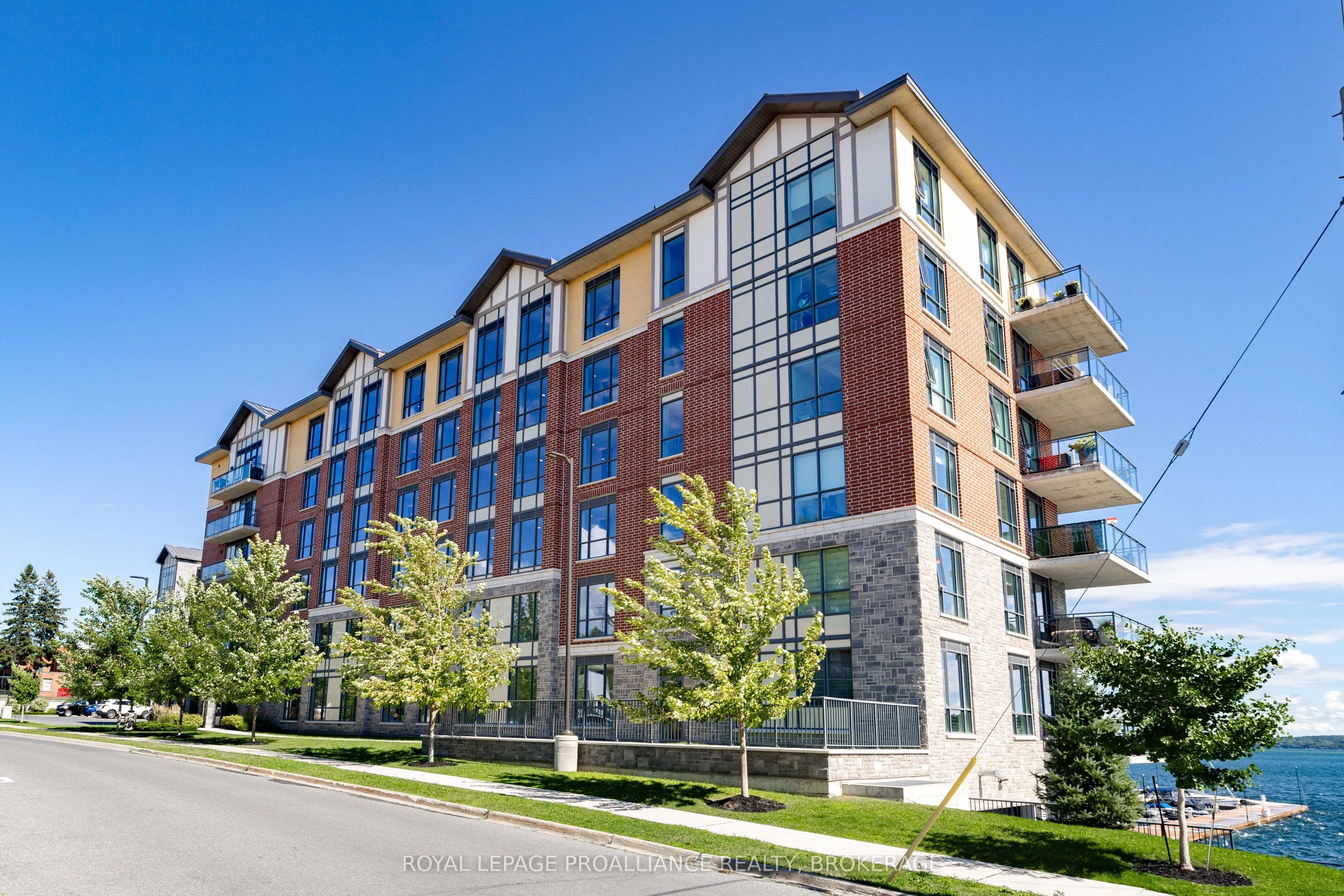 129B South Street, #418