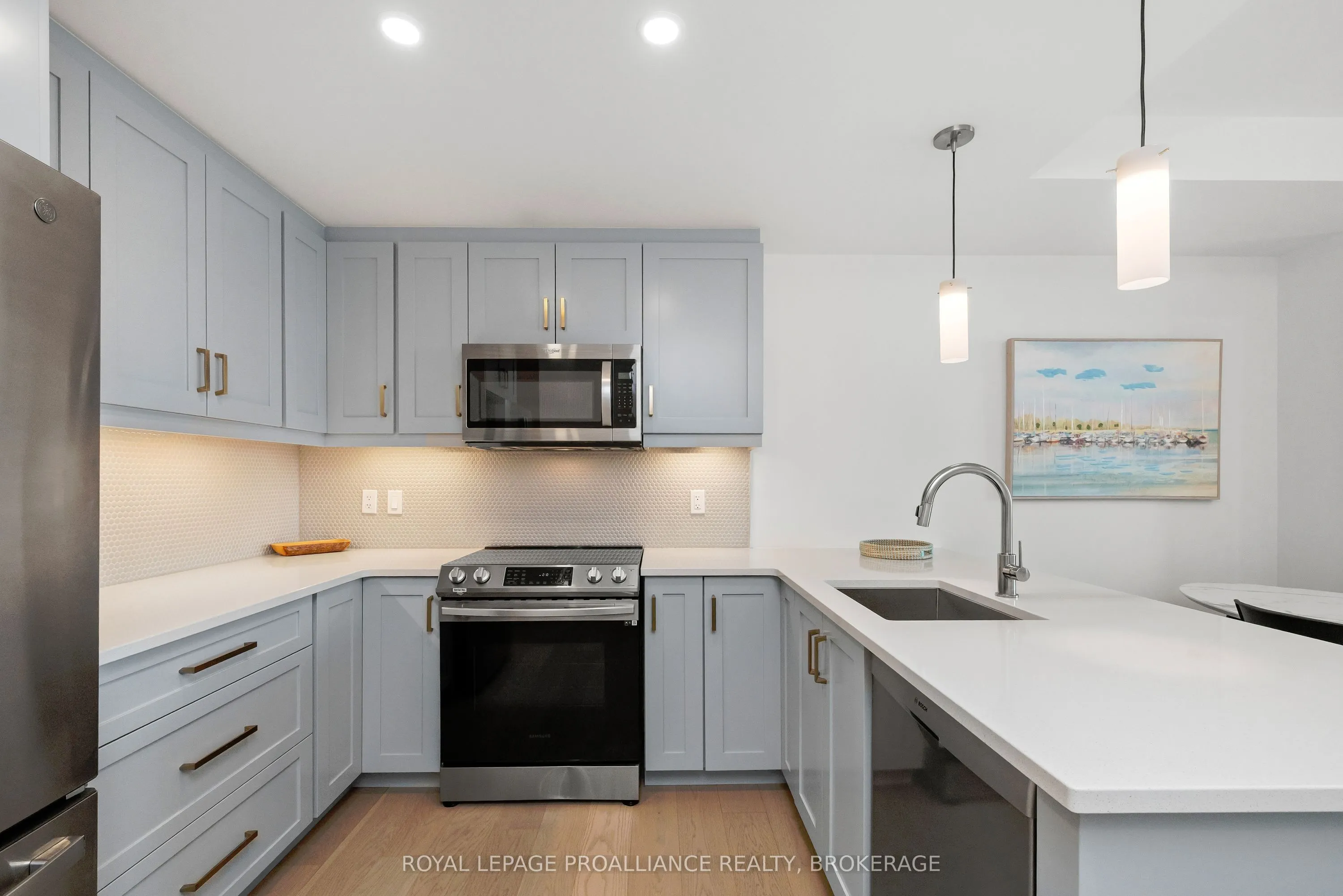 129B South Street, #418