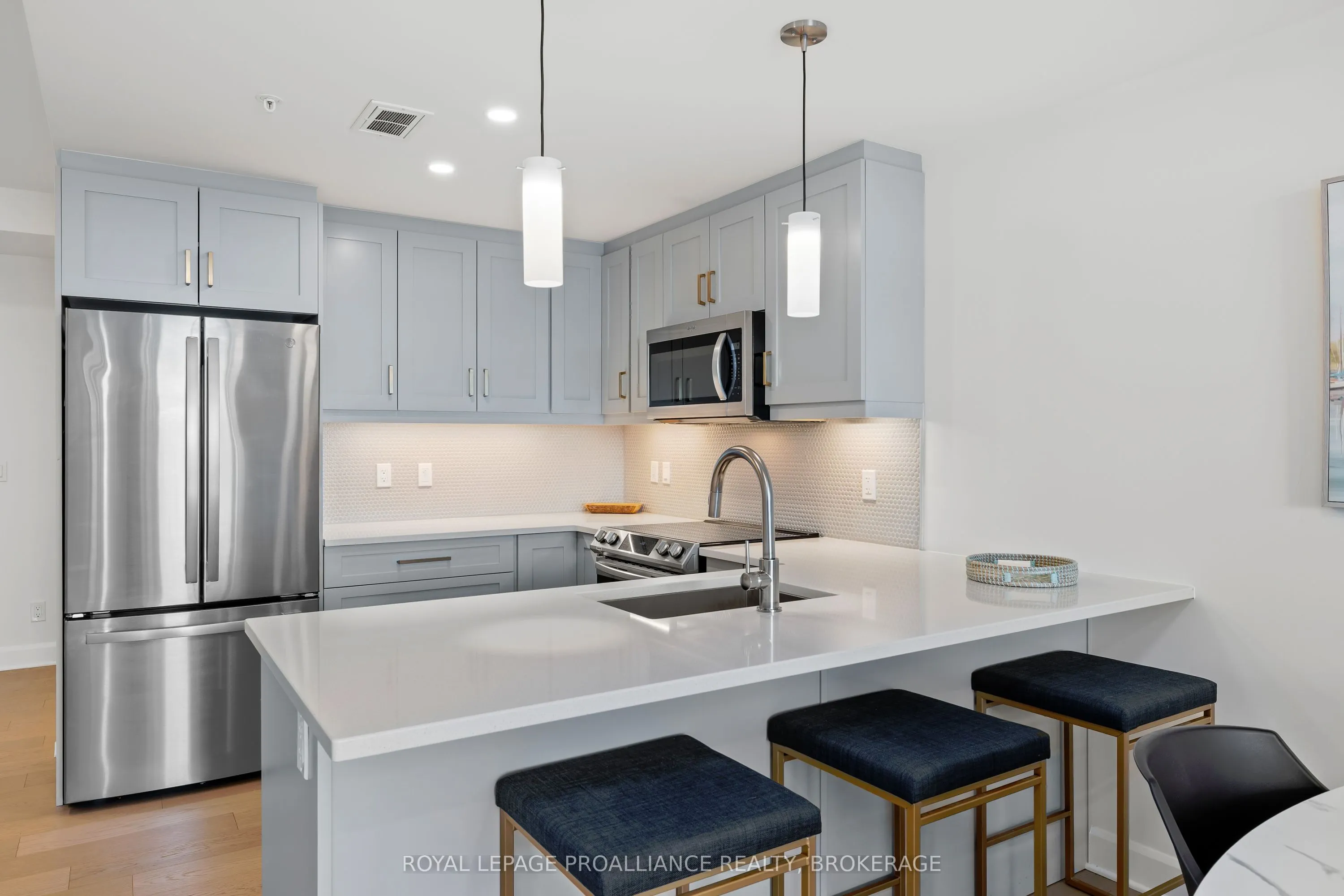 129B South Street, #418