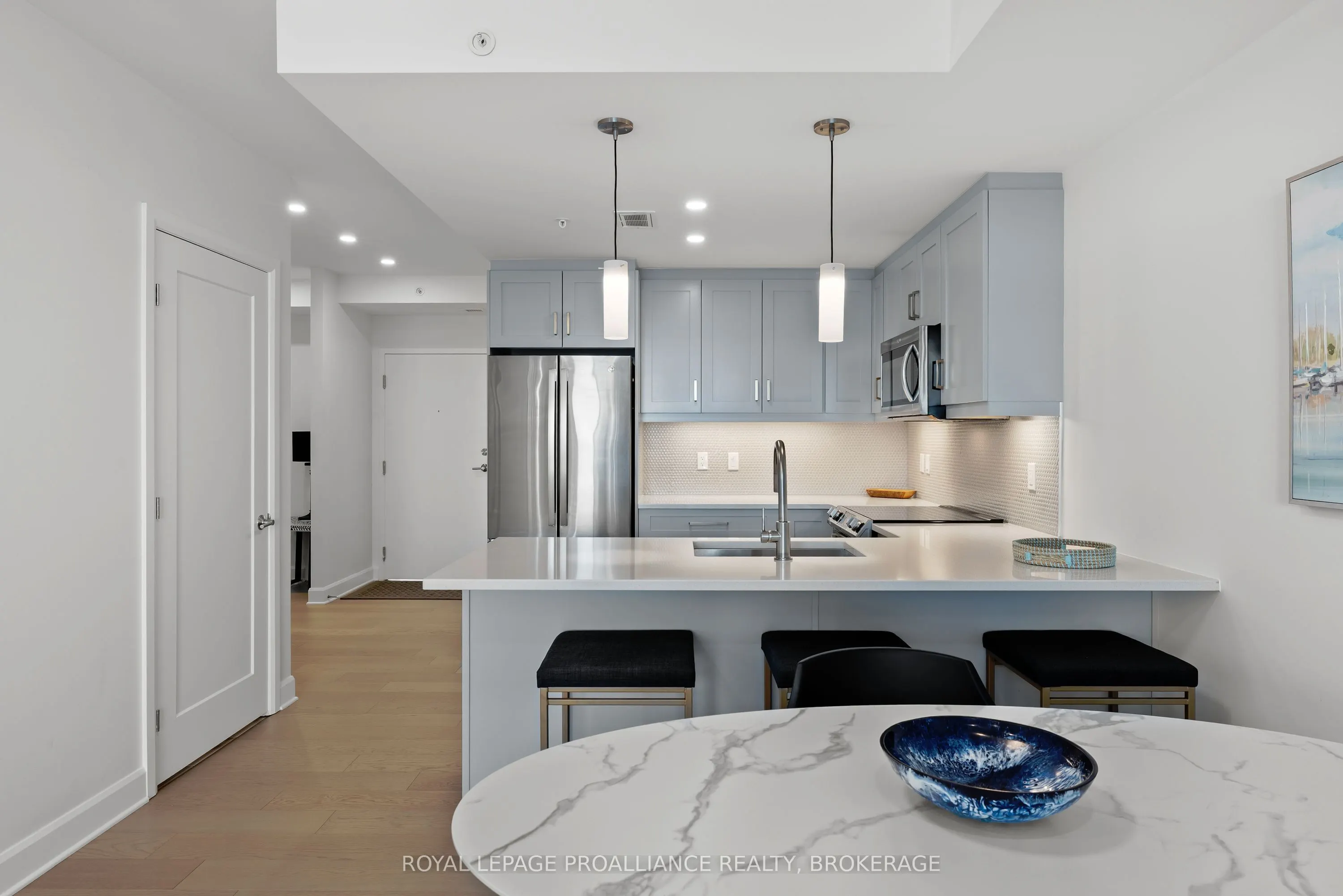 129B South Street, #418