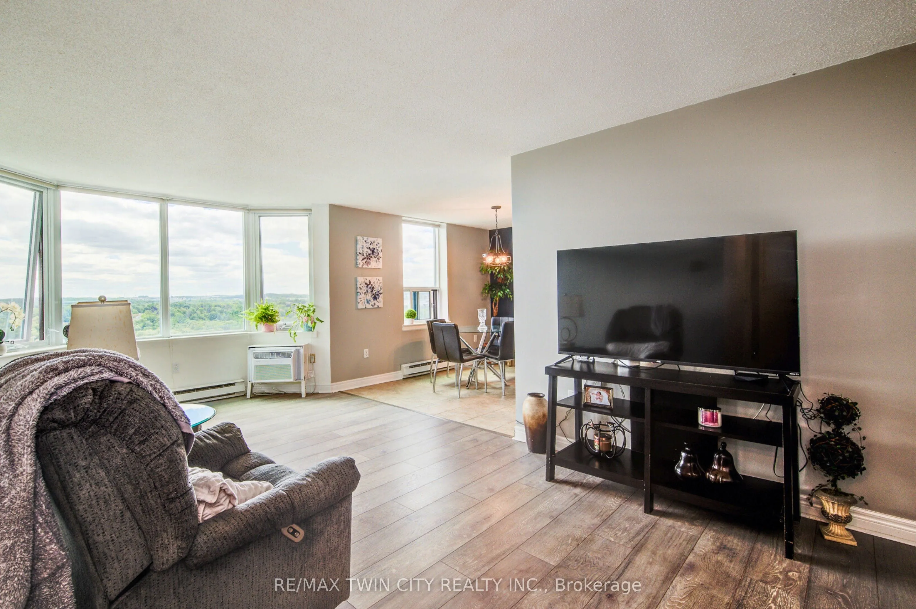 35 Green Valley Drive, #1605