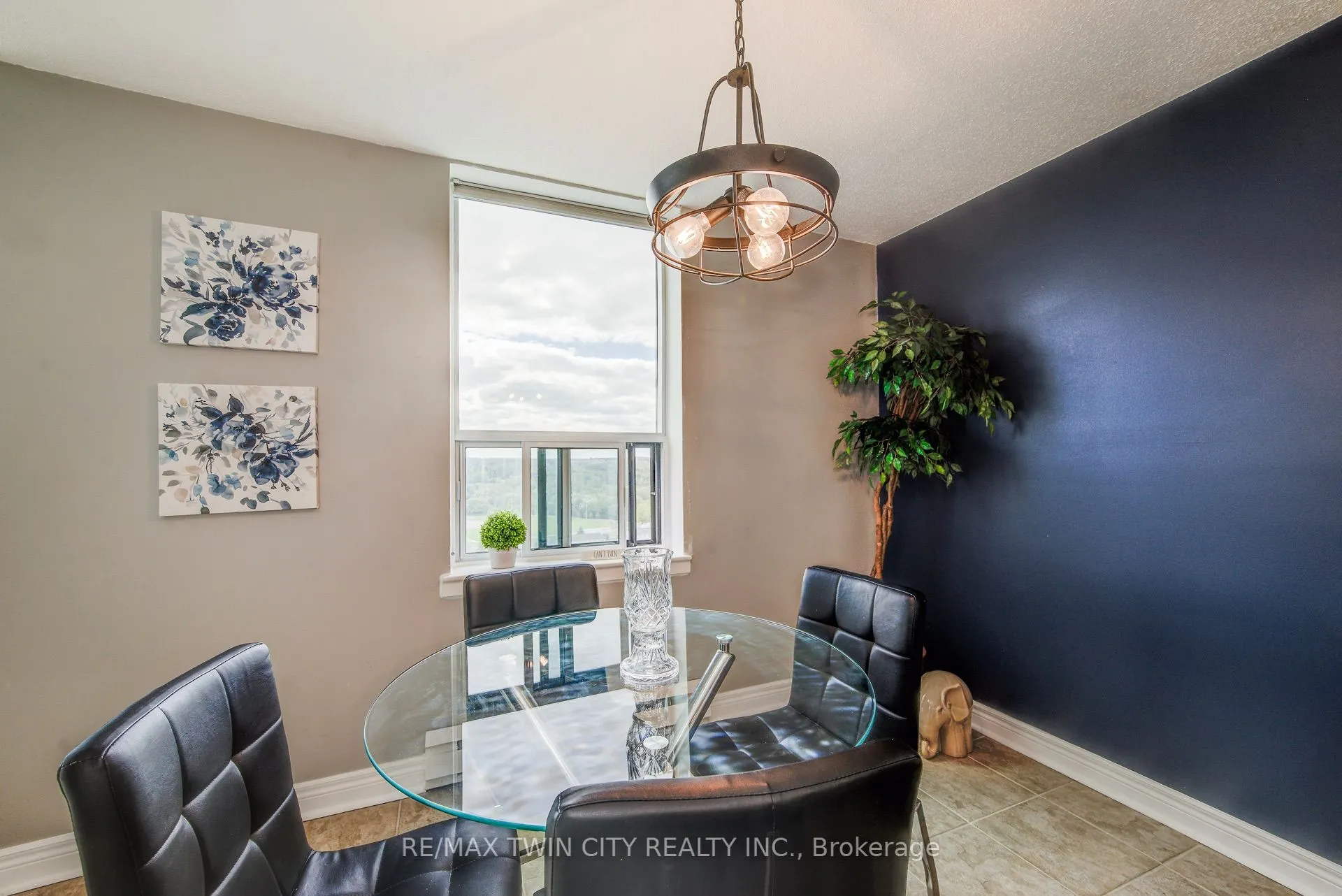35 Green Valley Drive, #1605